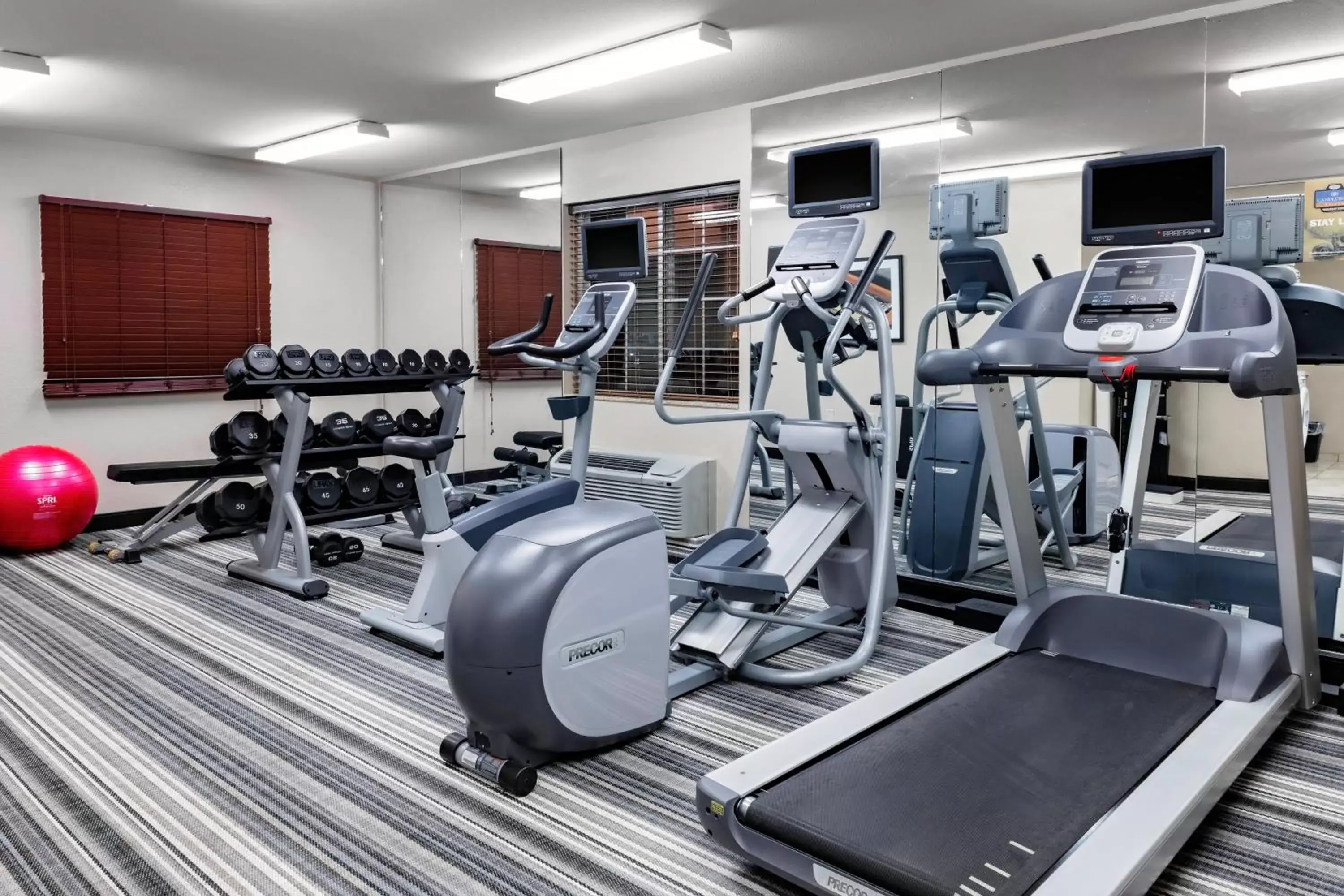 Fitness centre/facilities, Fitness Center/Facilities in Candlewood Suites Warner Robins, an IHG Hotel