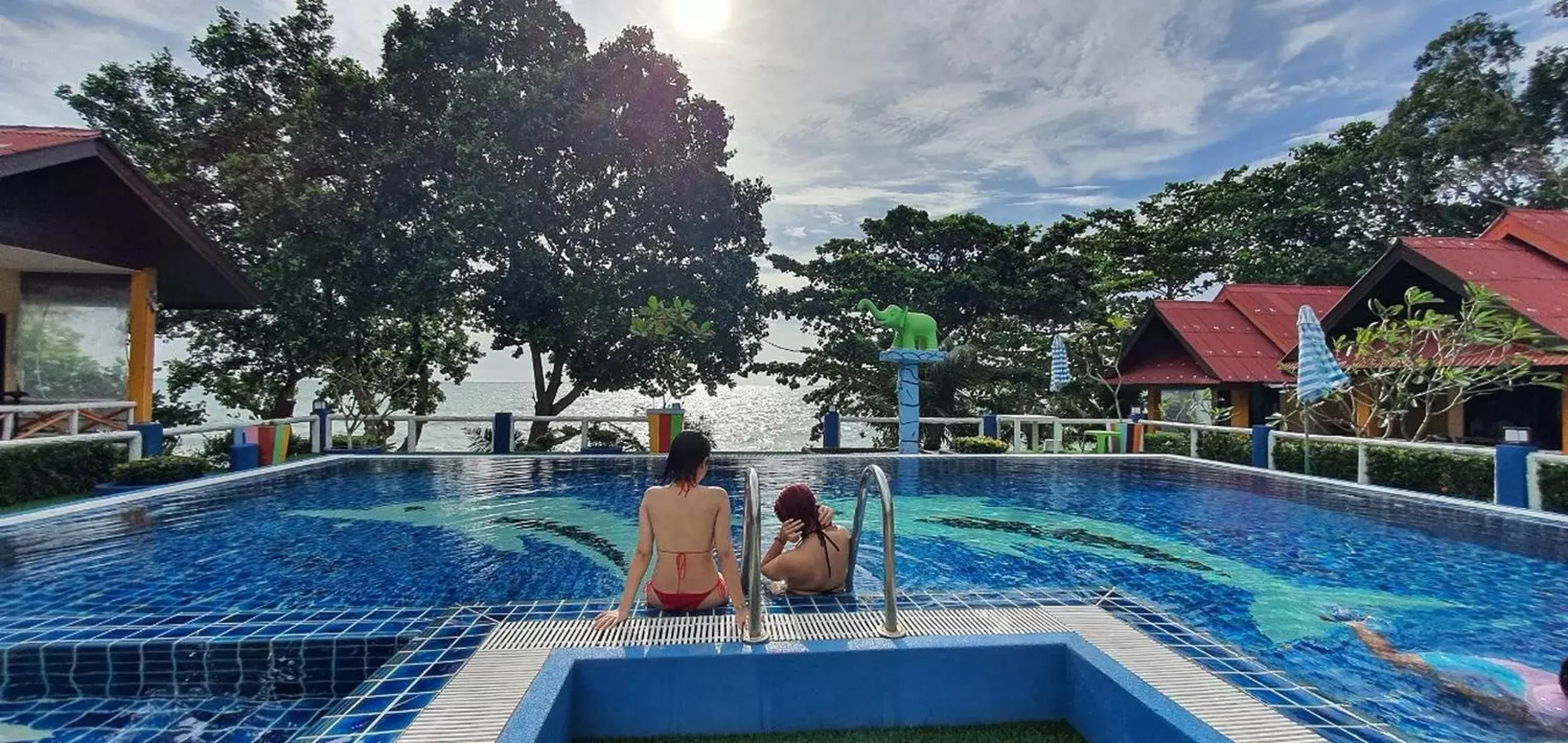 Swimming Pool in Penny's Resort