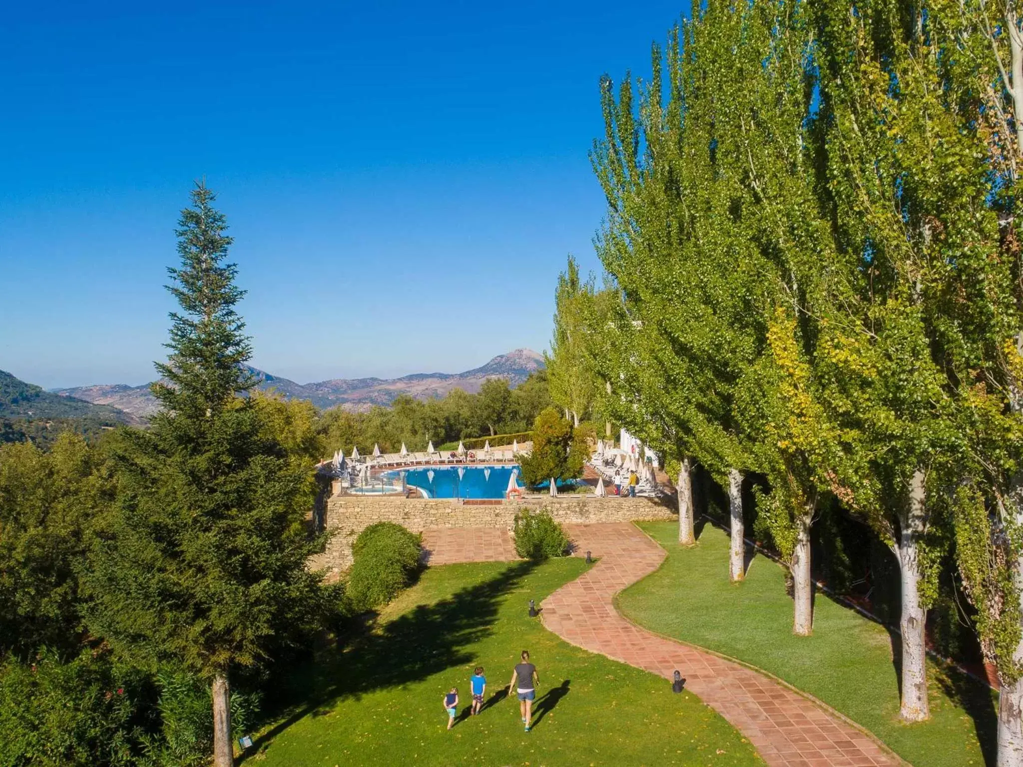 Garden view, Swimming Pool in Hotel Fuerte Grazalema