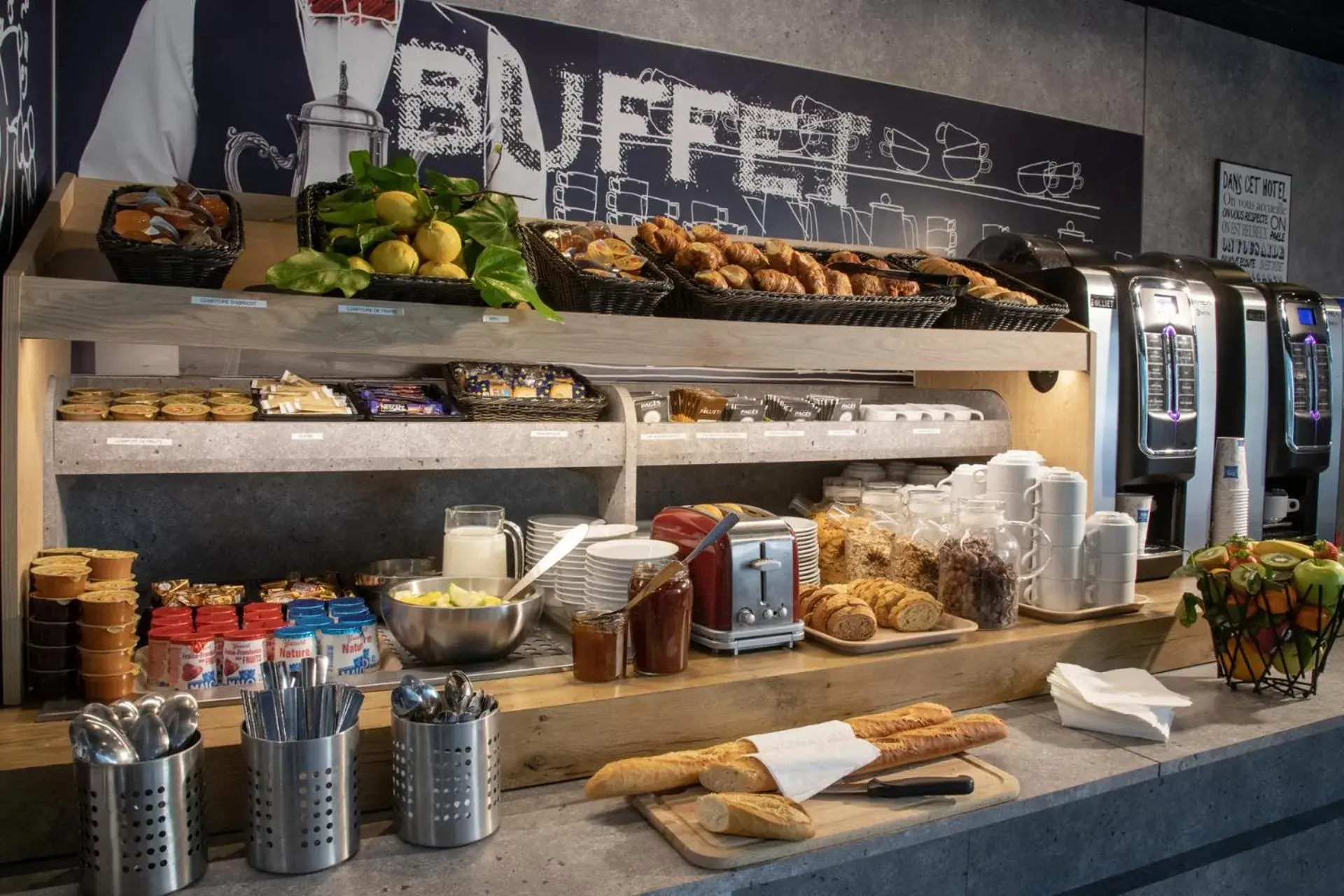 Breakfast in ibis budget Menton Bord de Mer Breakfast in ibis budget Menton Bord de Mer