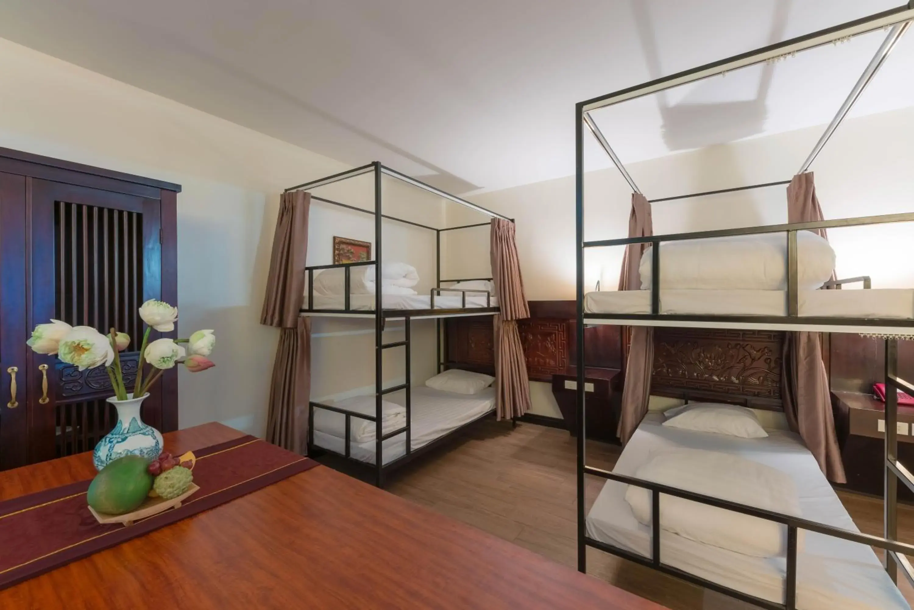 Bunk Bed in Bai Dinh Hotel