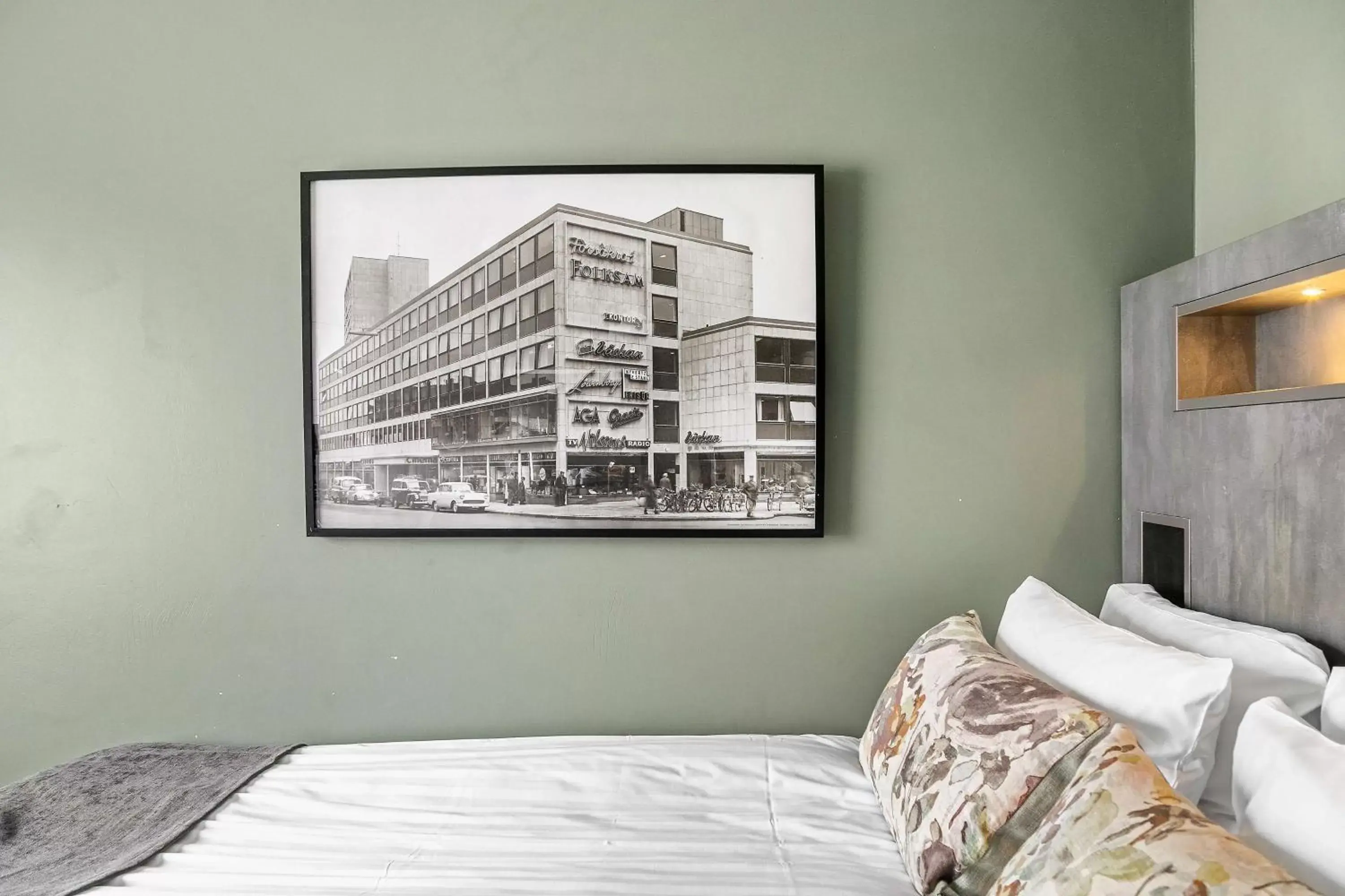 Bedroom, Bed in Best Western Ta Inn Hotel Bedroom, Bed in Best Western Ta Inn Hotel