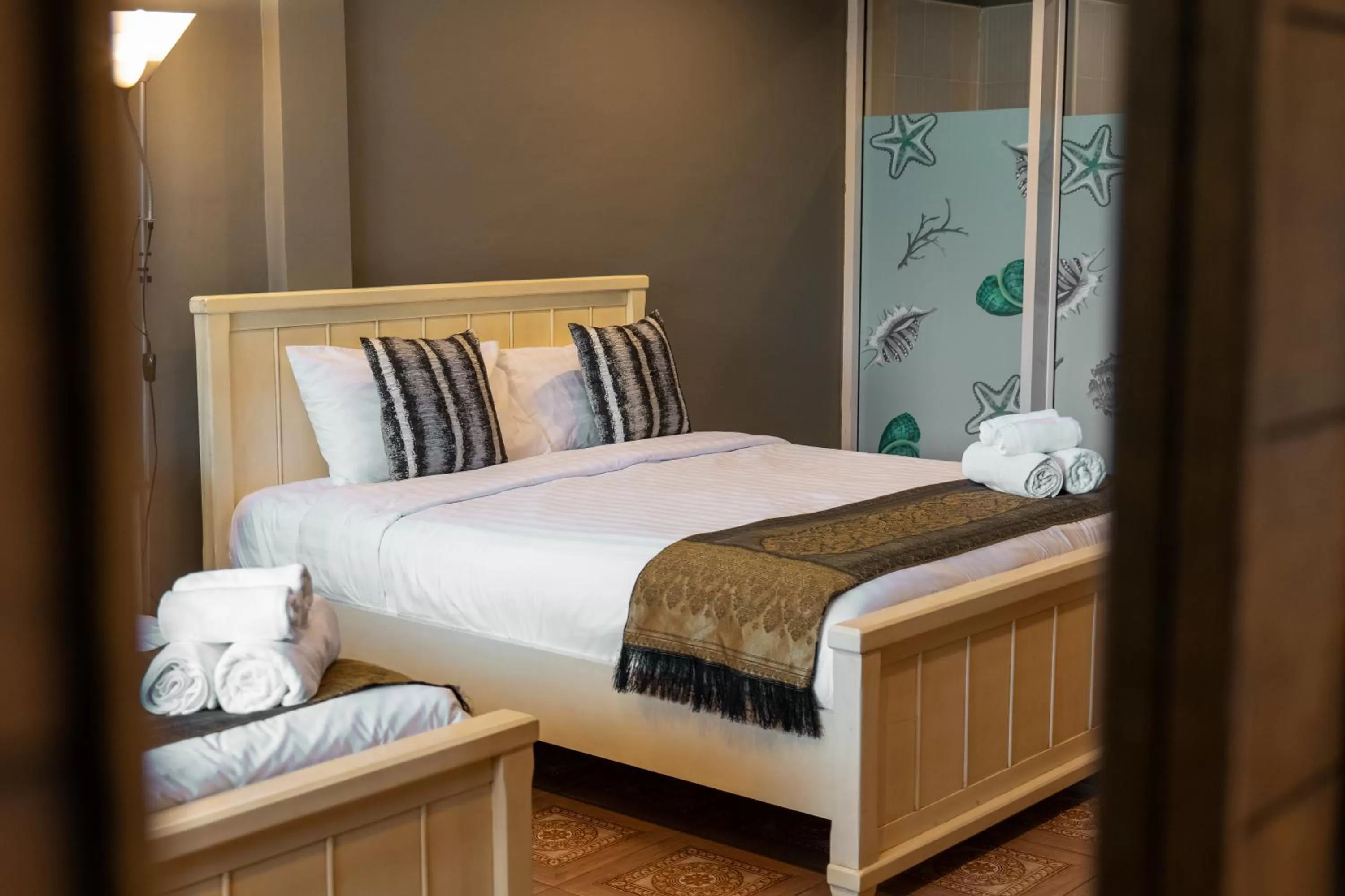 Bedroom, Bed in Anandpura Riverside Hotel