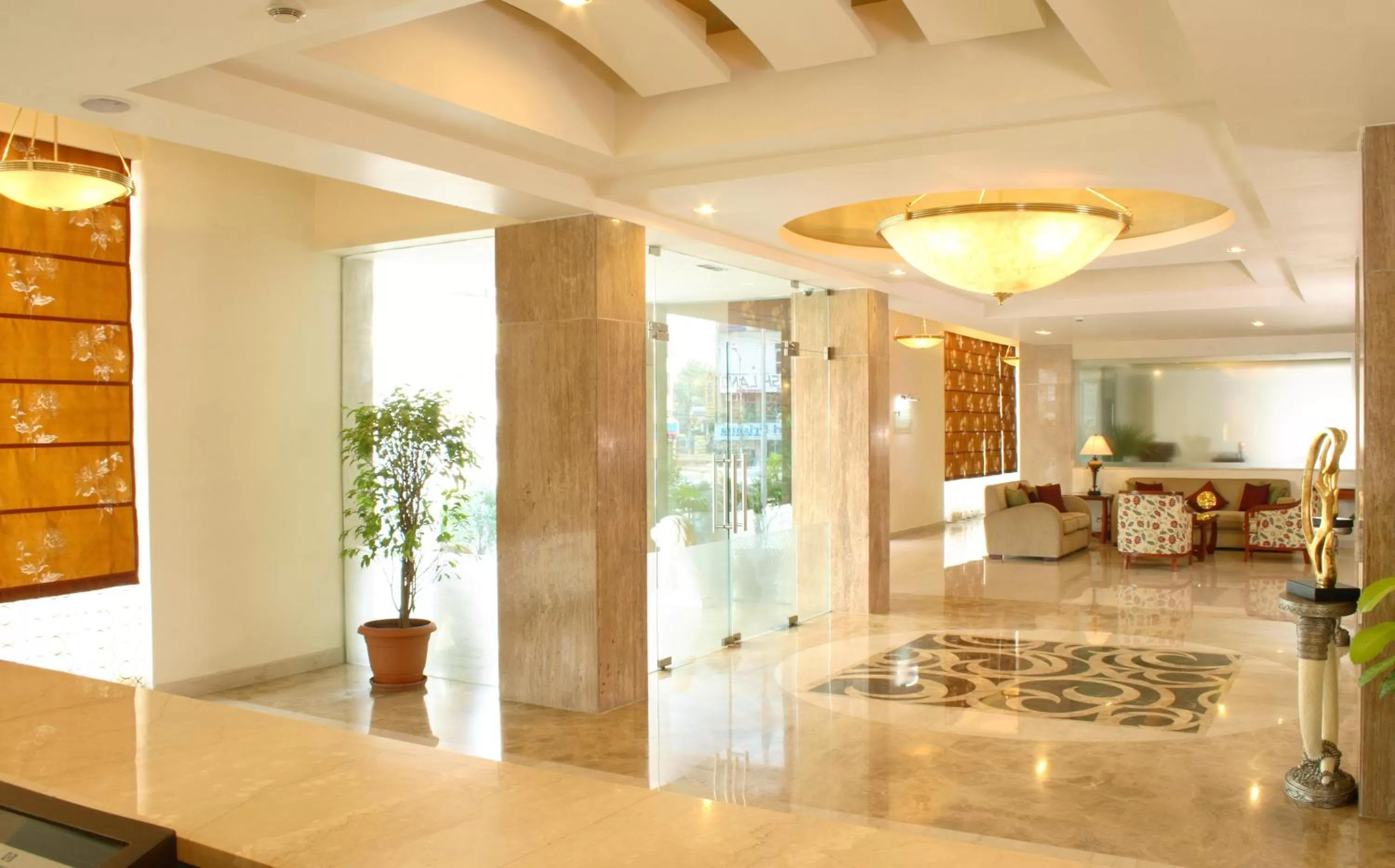 Lobby or reception in Hampshire Plaza