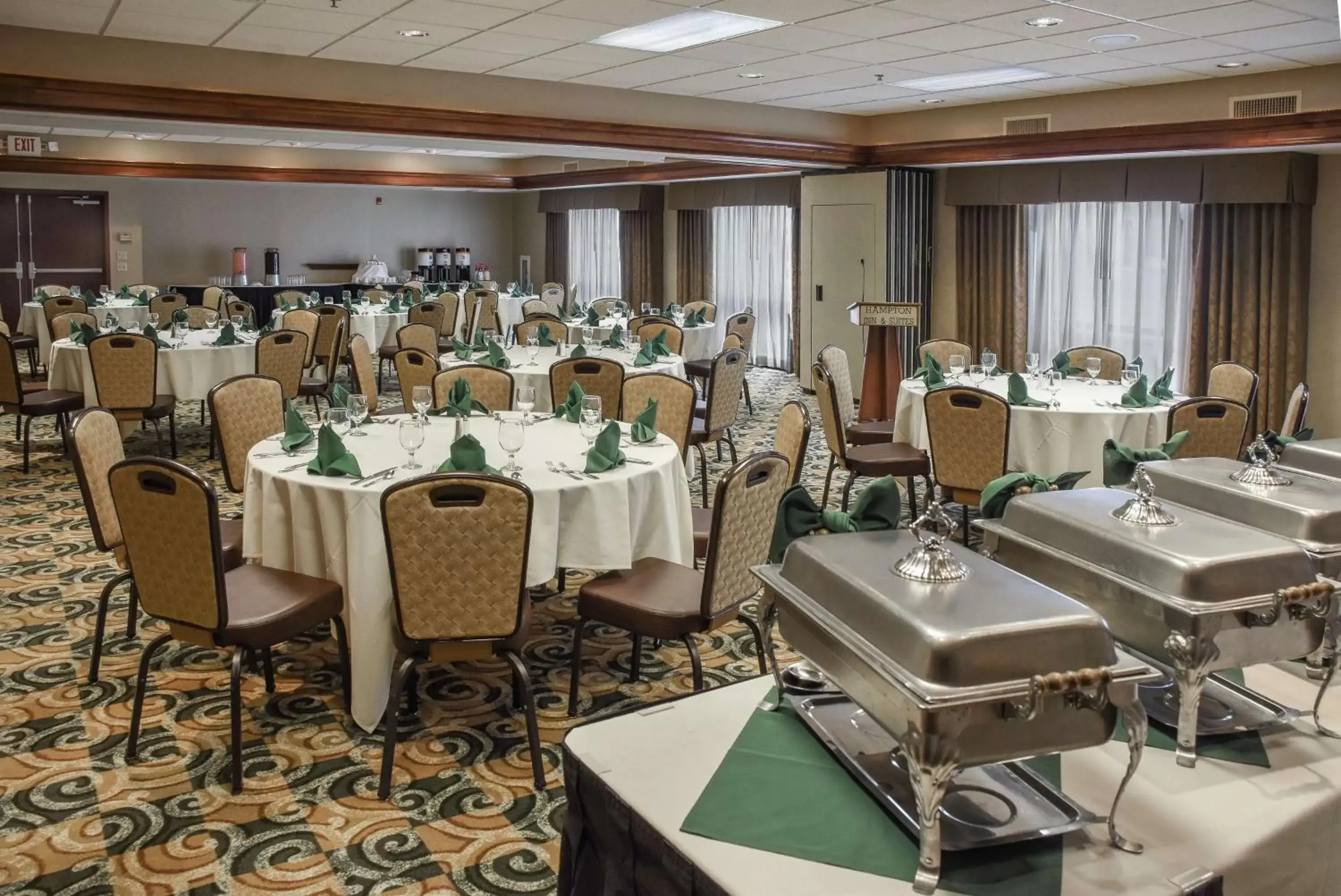 Meeting/conference room, Restaurant/Places to Eat in Hampton Inn & Suites Youngstown-Canfield