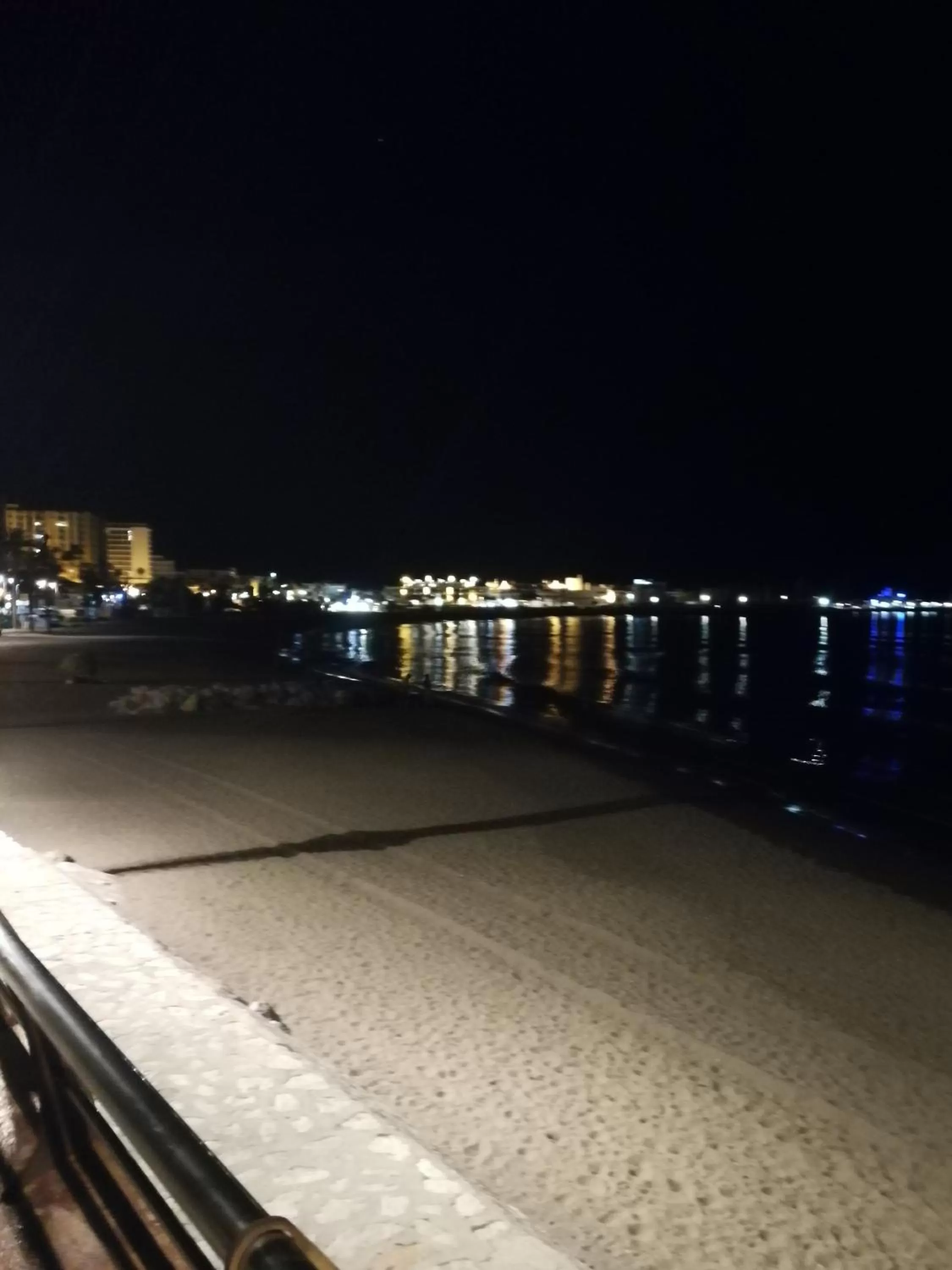 Beach in Benalmadena ,apartamento-Estudio primera Línea de Playa