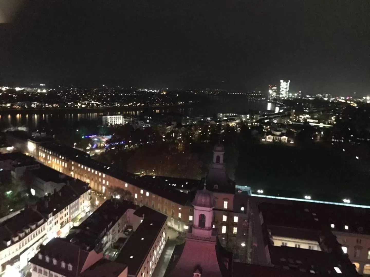 City view in Hotel 83