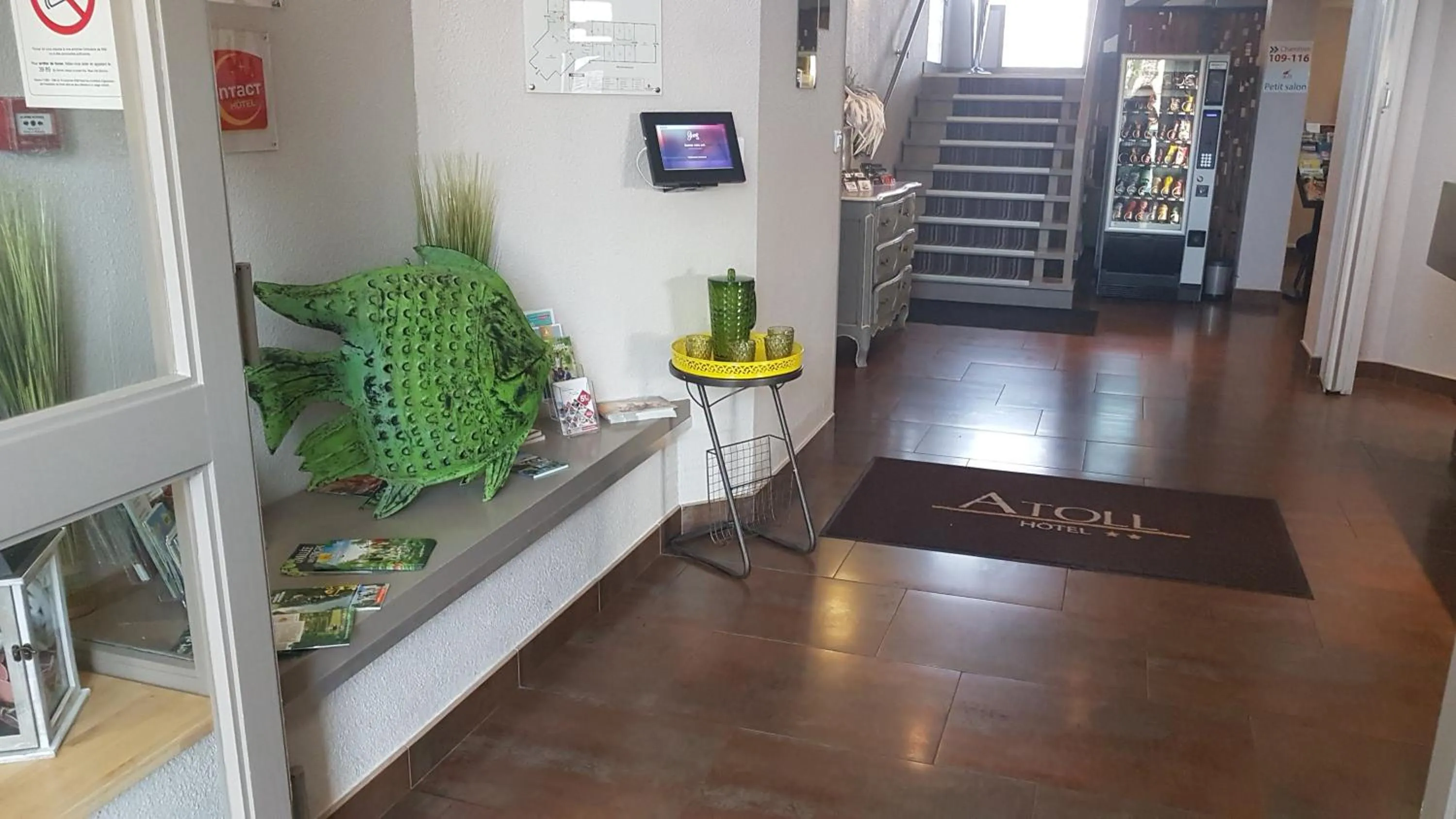 Lobby or reception in Contact Hotel Atoll