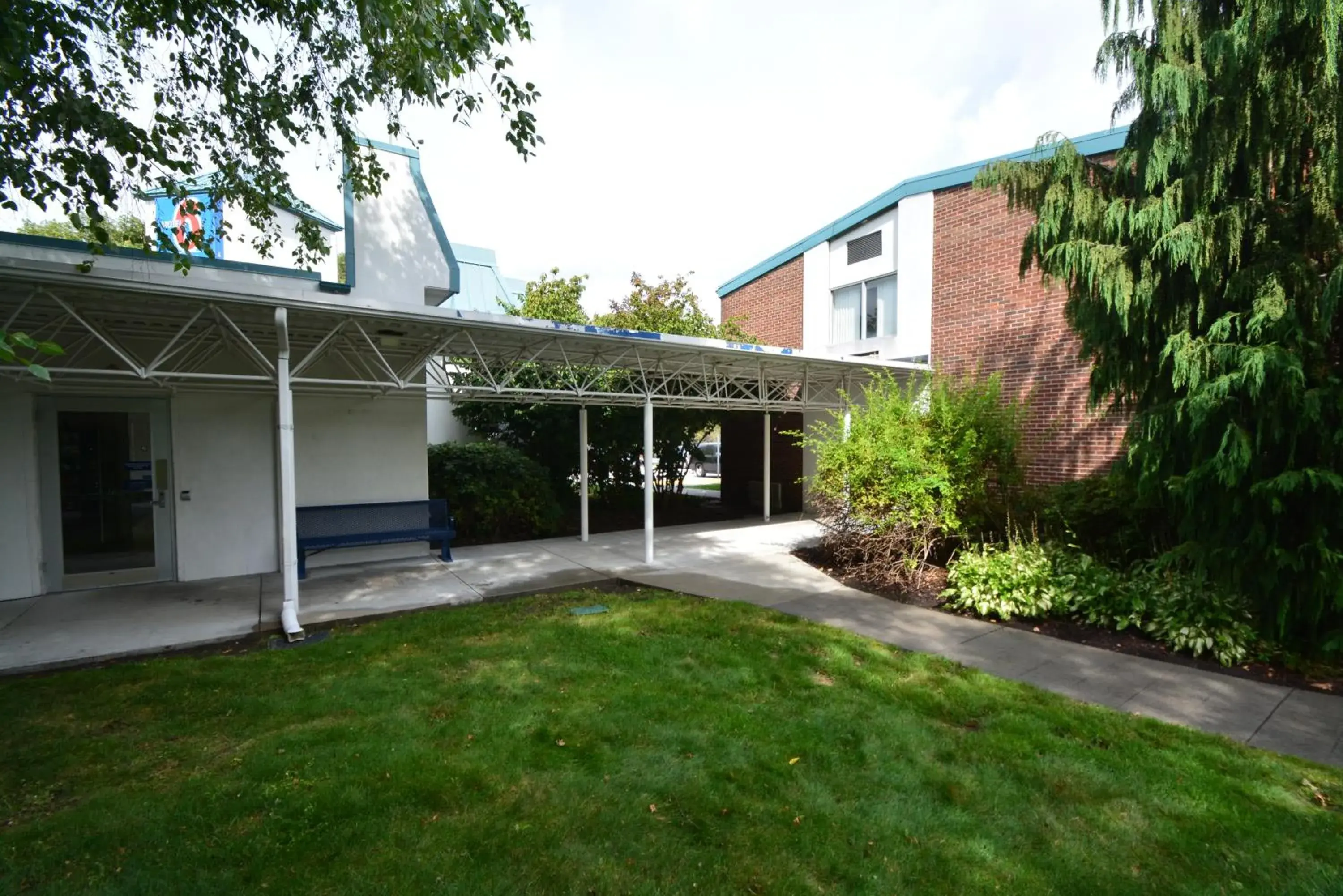 Lobby or reception in Motel 6-Warwick, RI - Providence Airport - I-95 Lobby or reception in Motel 6-Warwick, RI - Providence Airport - I-95