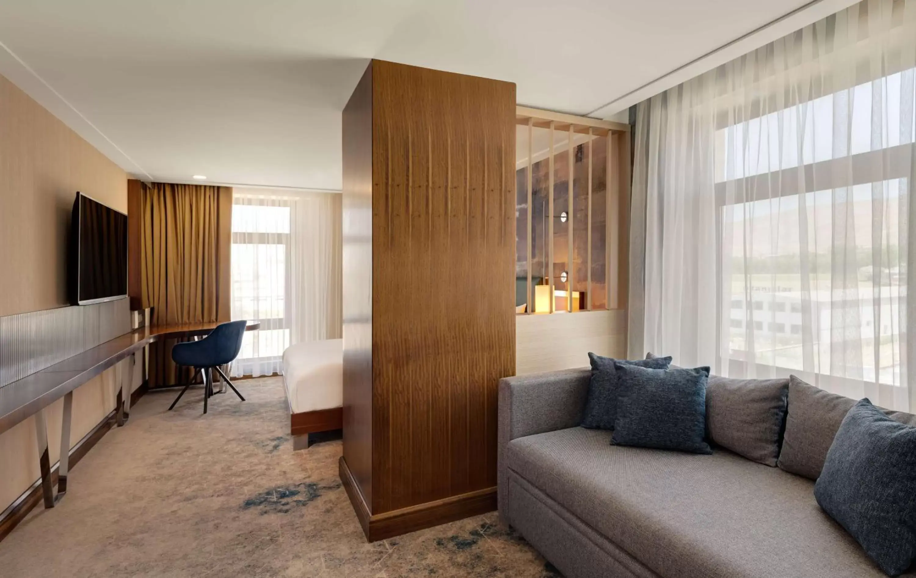 Bedroom, Seating Area in Doubletree by Hilton Van