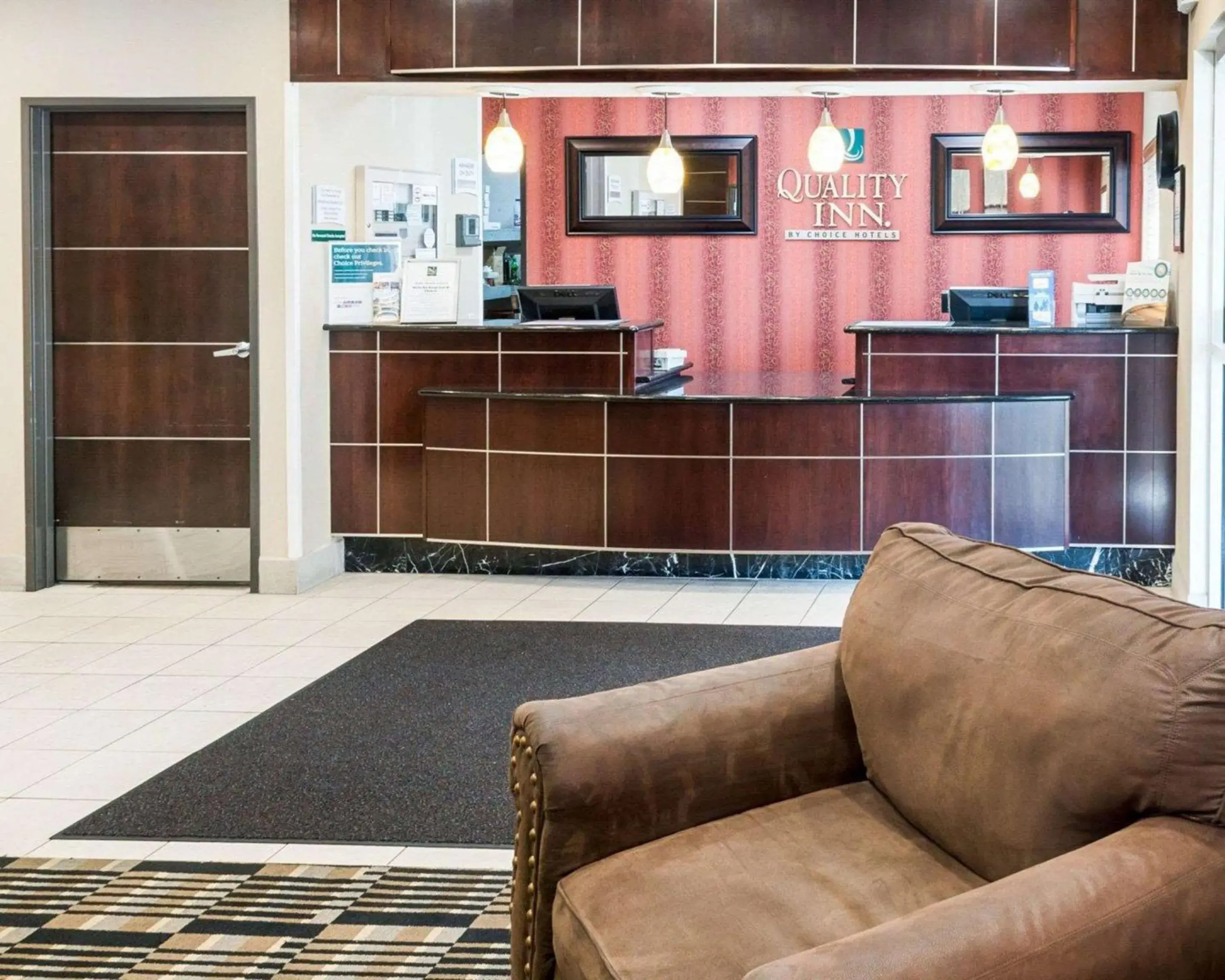 Lobby or reception in Quality Inn Brooklyn Center Lobby or reception in Quality Inn Brooklyn Center