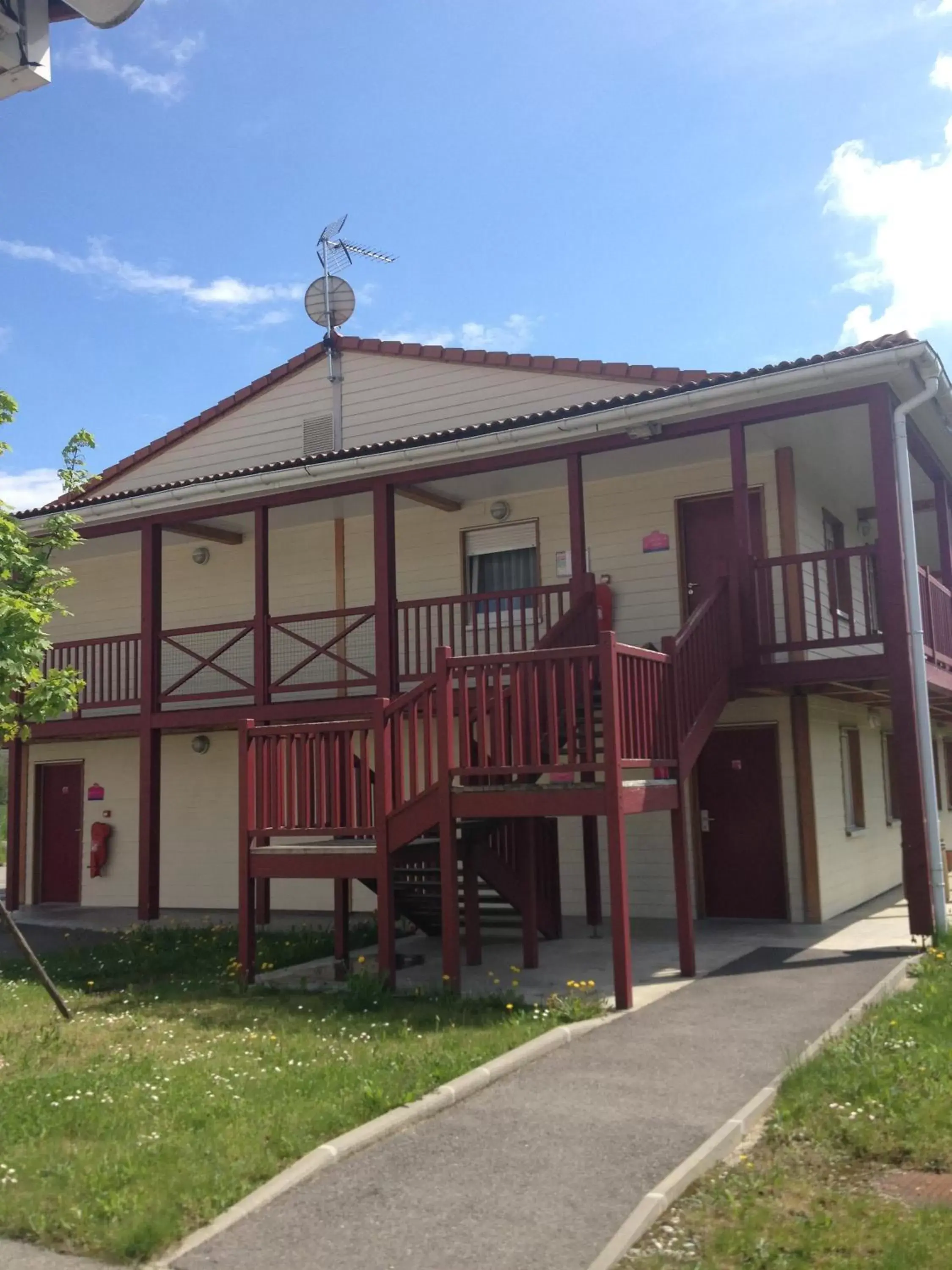 Facade/entrance, Property Building in Couett' Hotel Rumilly