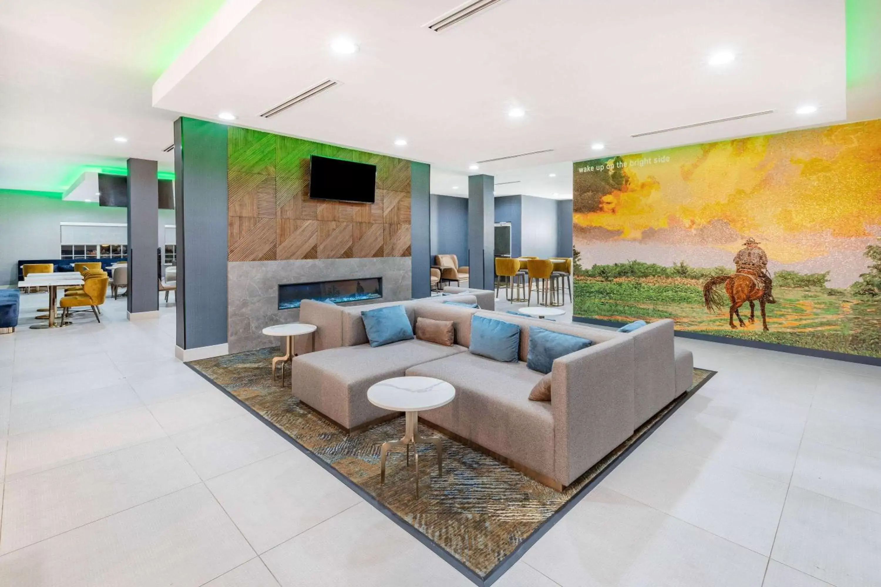 Communal lounge/ TV room, Seating Area in La Quinta Inn & Suites by Wyndham Pharr RGV Medical Center