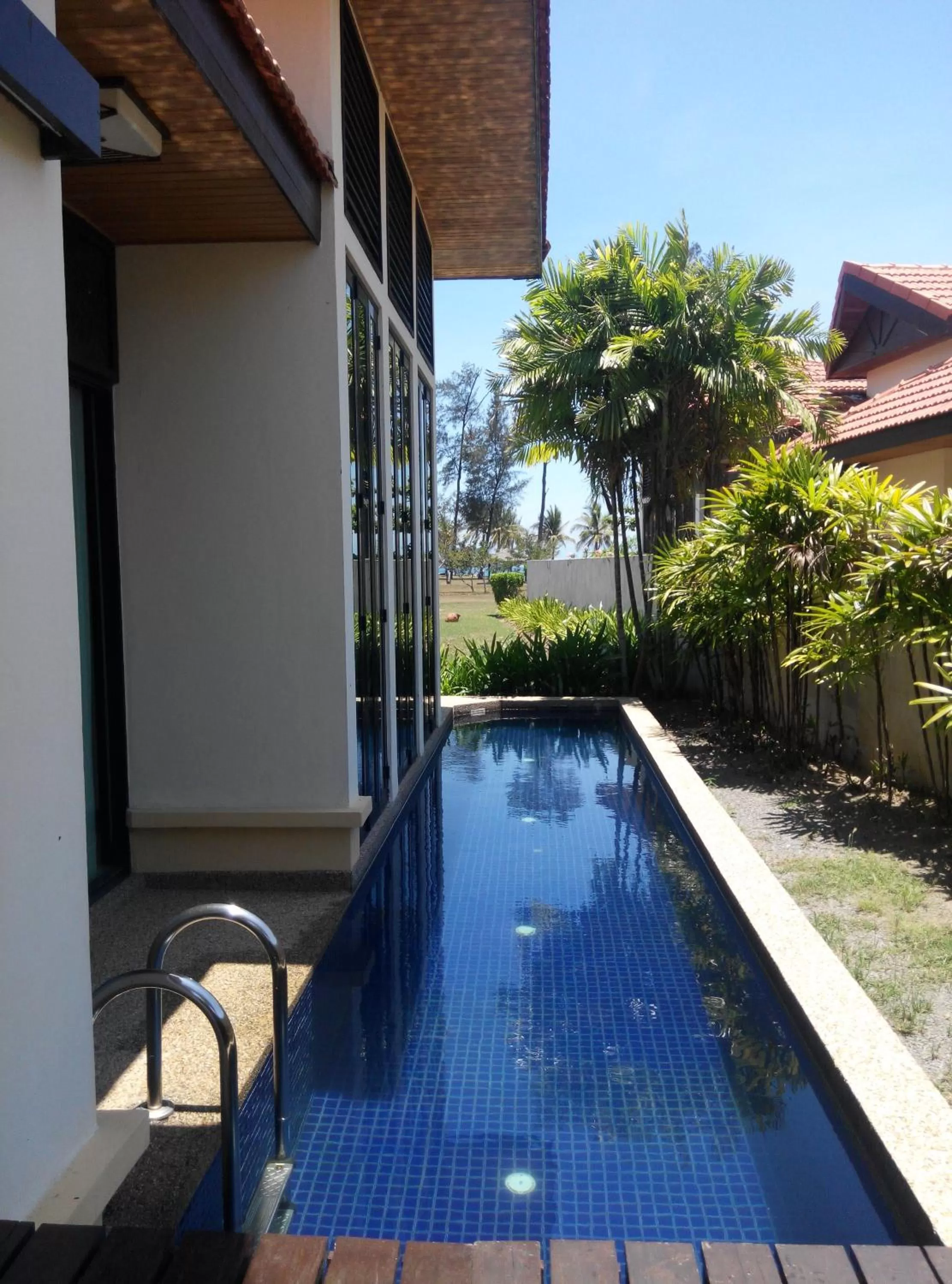 Swimming pool in Sabah Beach Villas & Suites