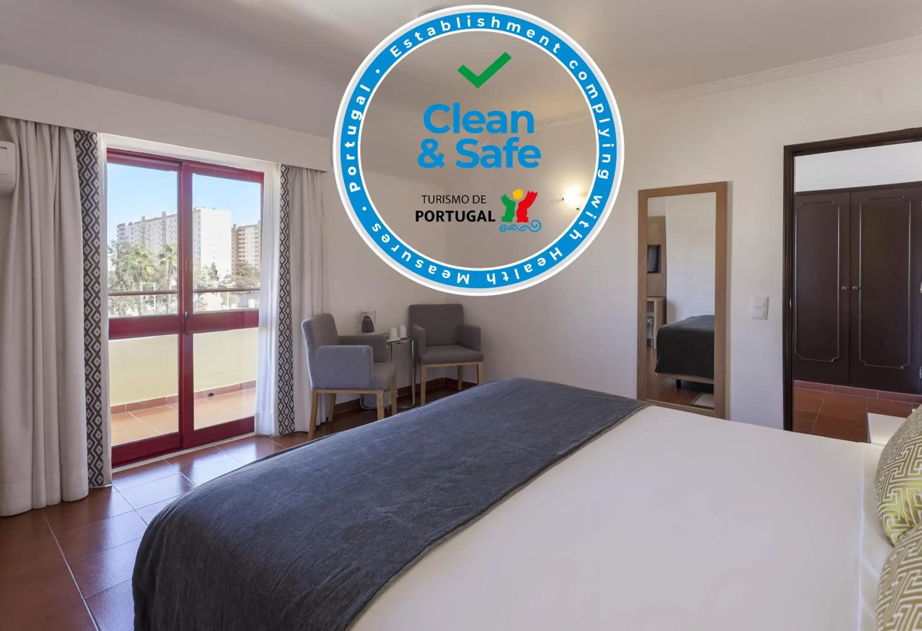 Bed in Best Western Hotel Dom Bernardo Bed in Best Western Hotel Dom Bernardo