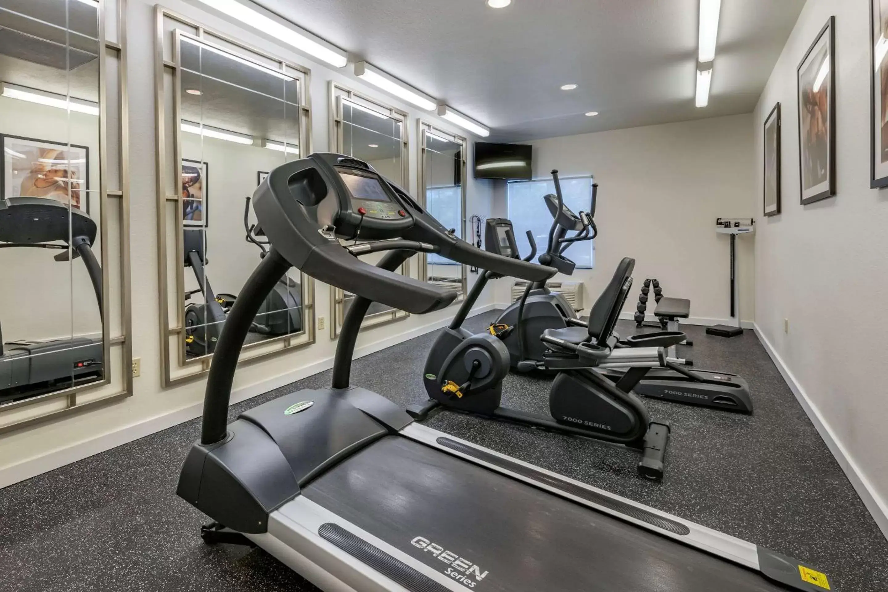 Fitness centre/facilities, Fitness Center/Facilities in Comfort Inn & Suites