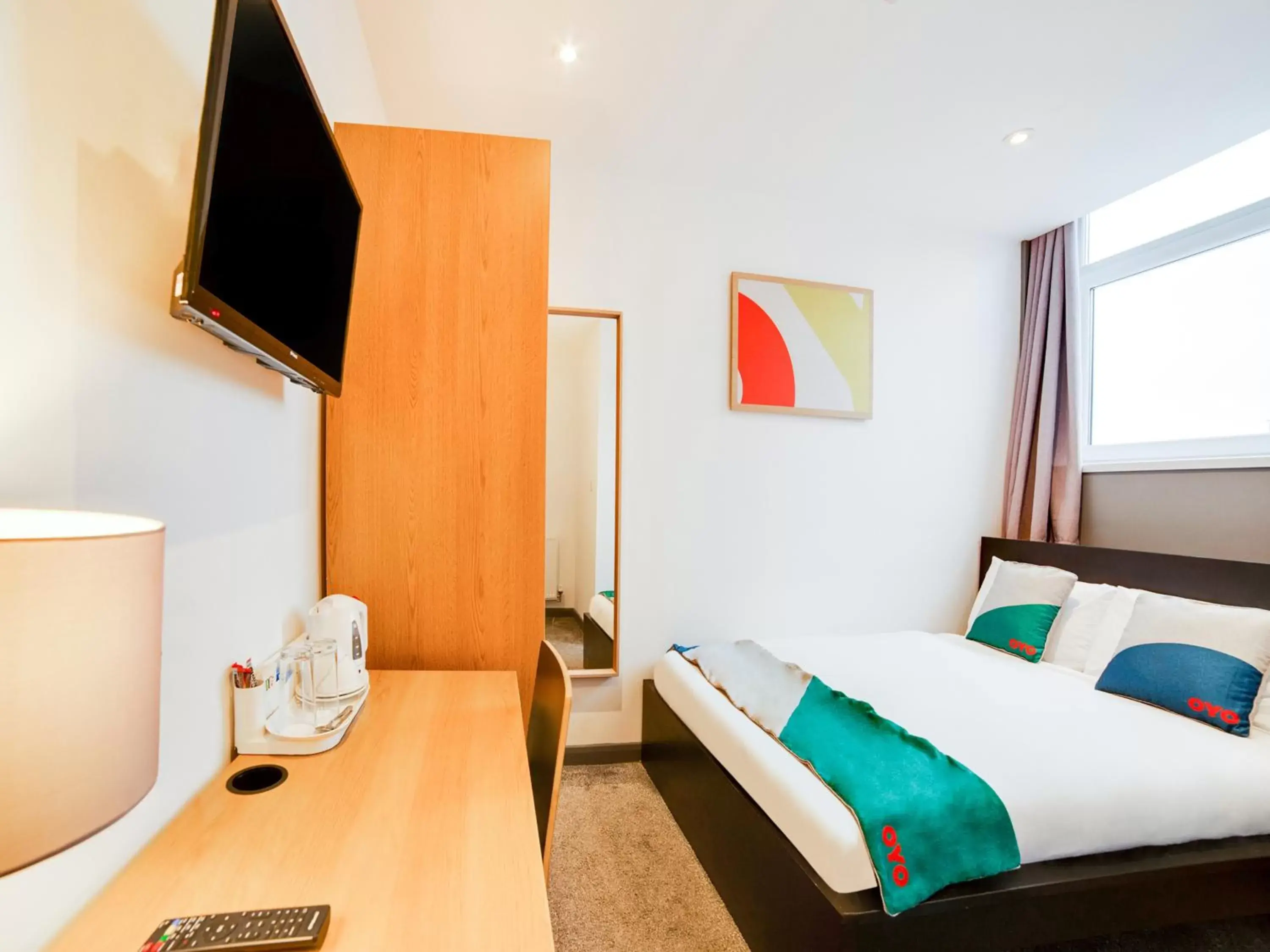 Double Room with Private Bathroom in Snooze Hotel