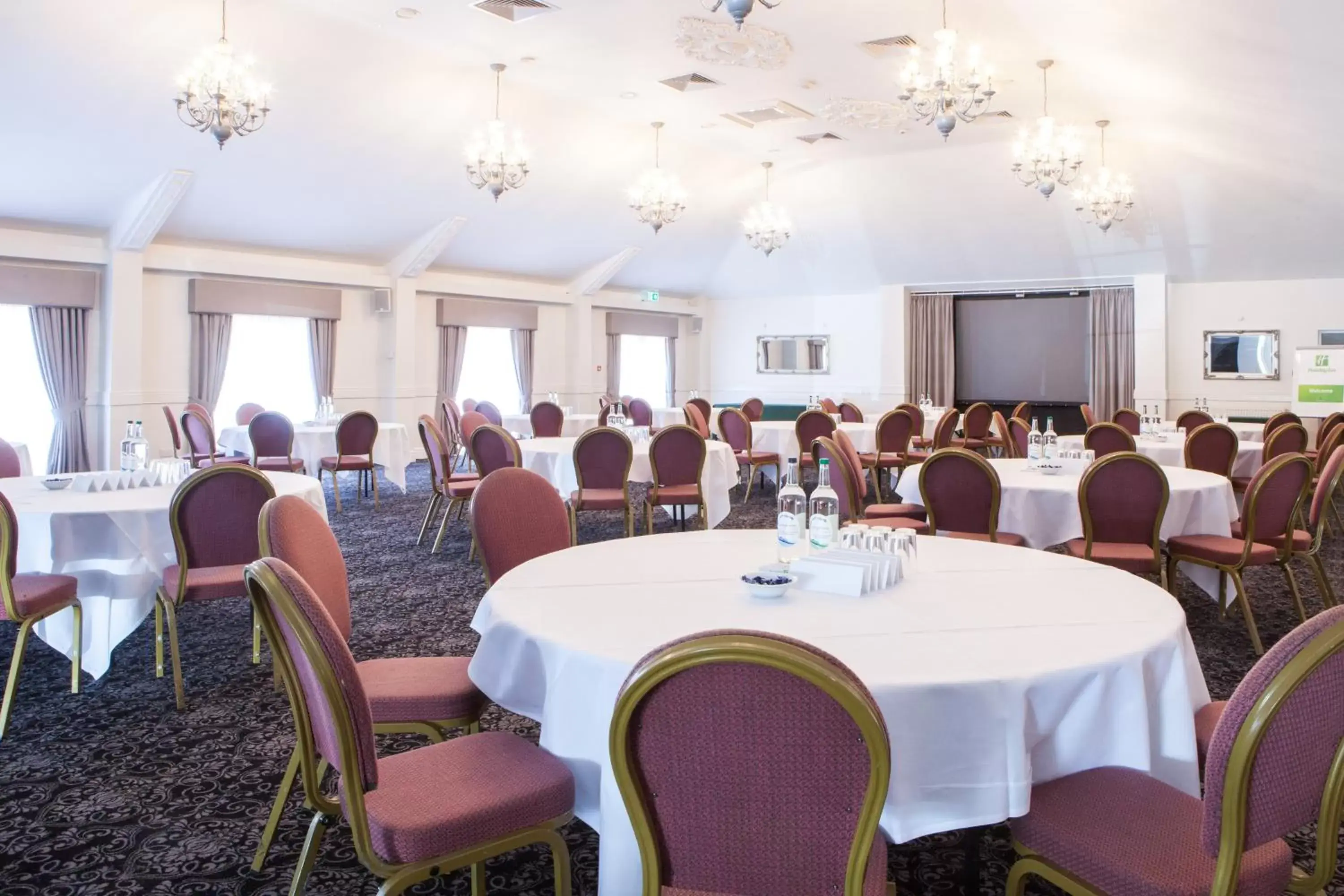 Meeting/conference room, Restaurant/Places to Eat in Holiday Inn Corby Kettering A43, an IHG Hotel
