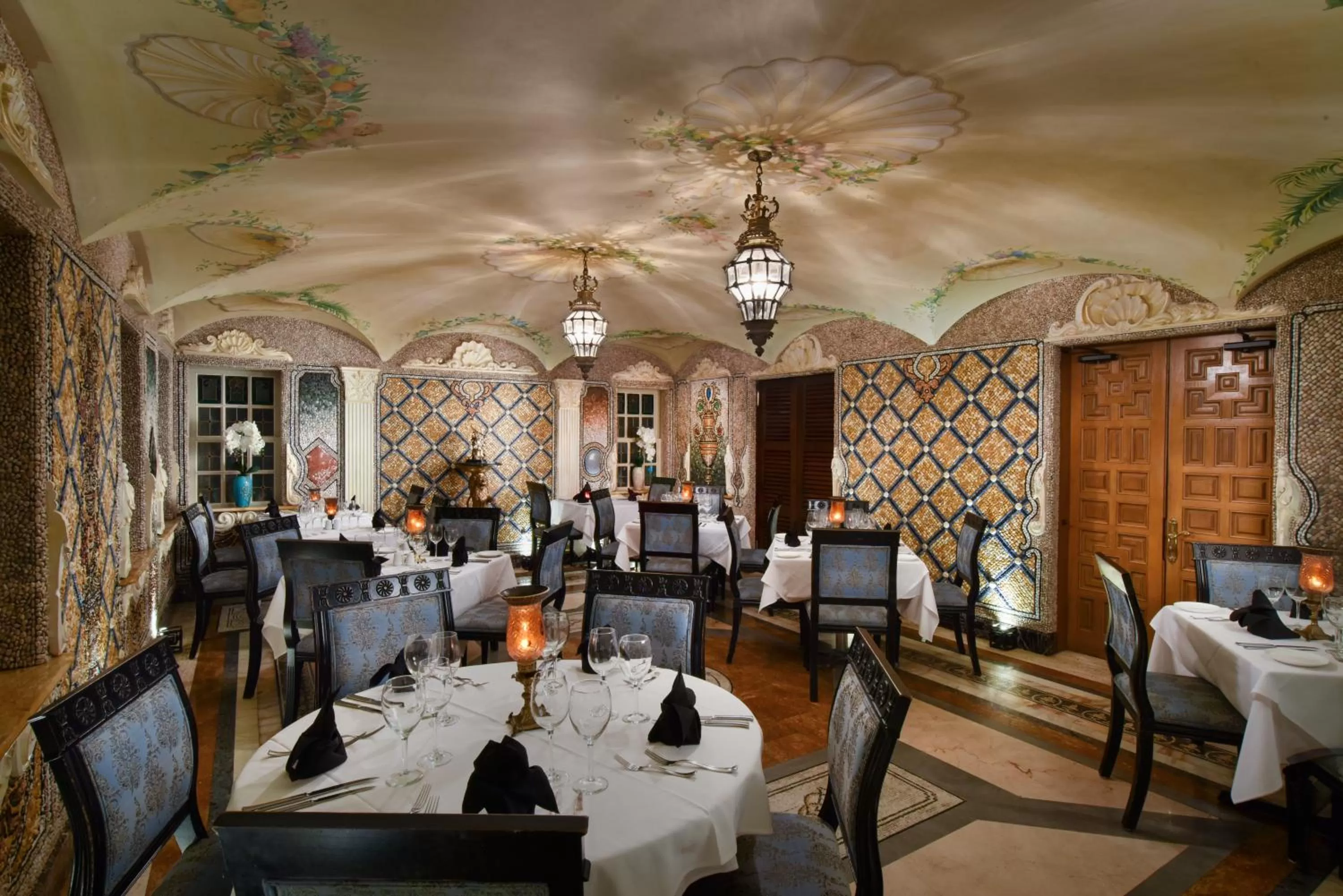Restaurant/places to eat in The Villa Casa Casuarina