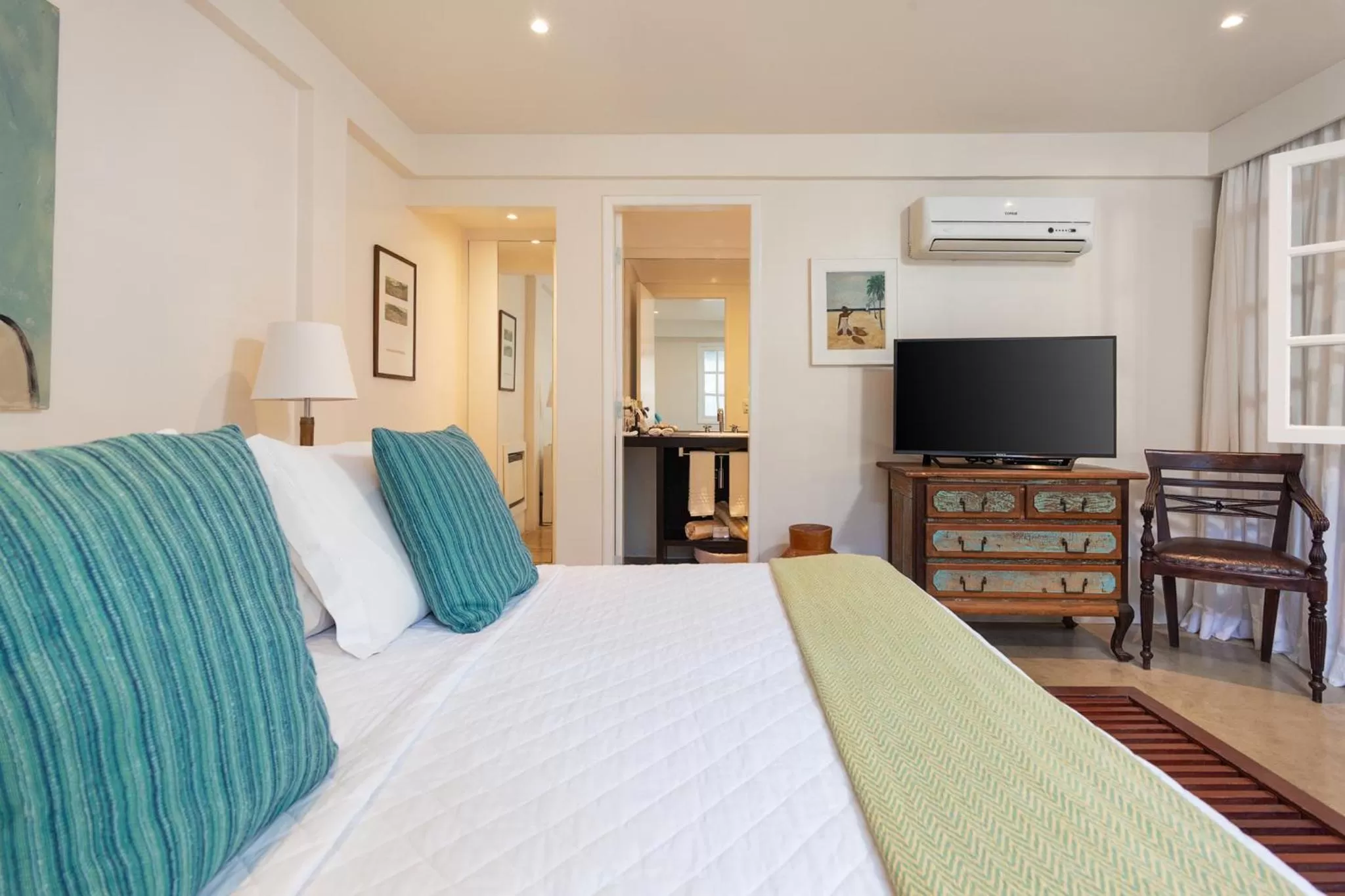 Bed in Abracadabra Boutique Hotel