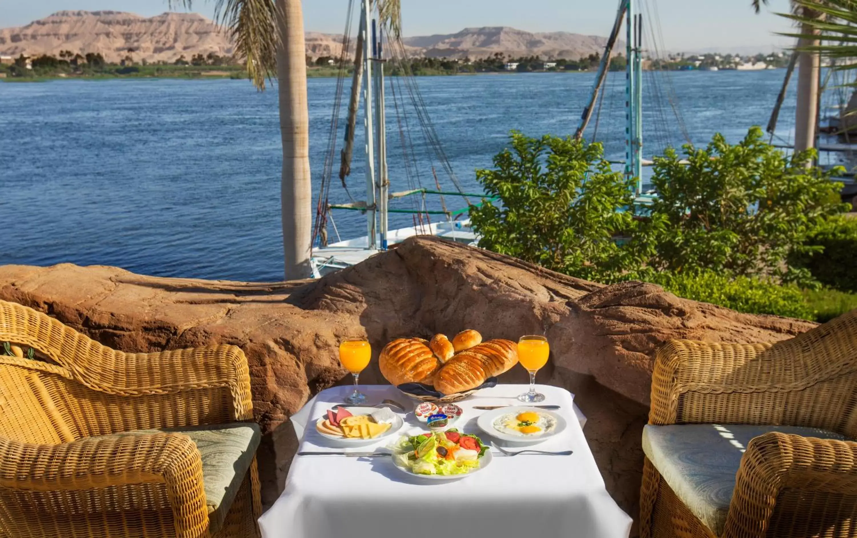 Restaurant/places to eat in Pyramisa Hotel Luxor