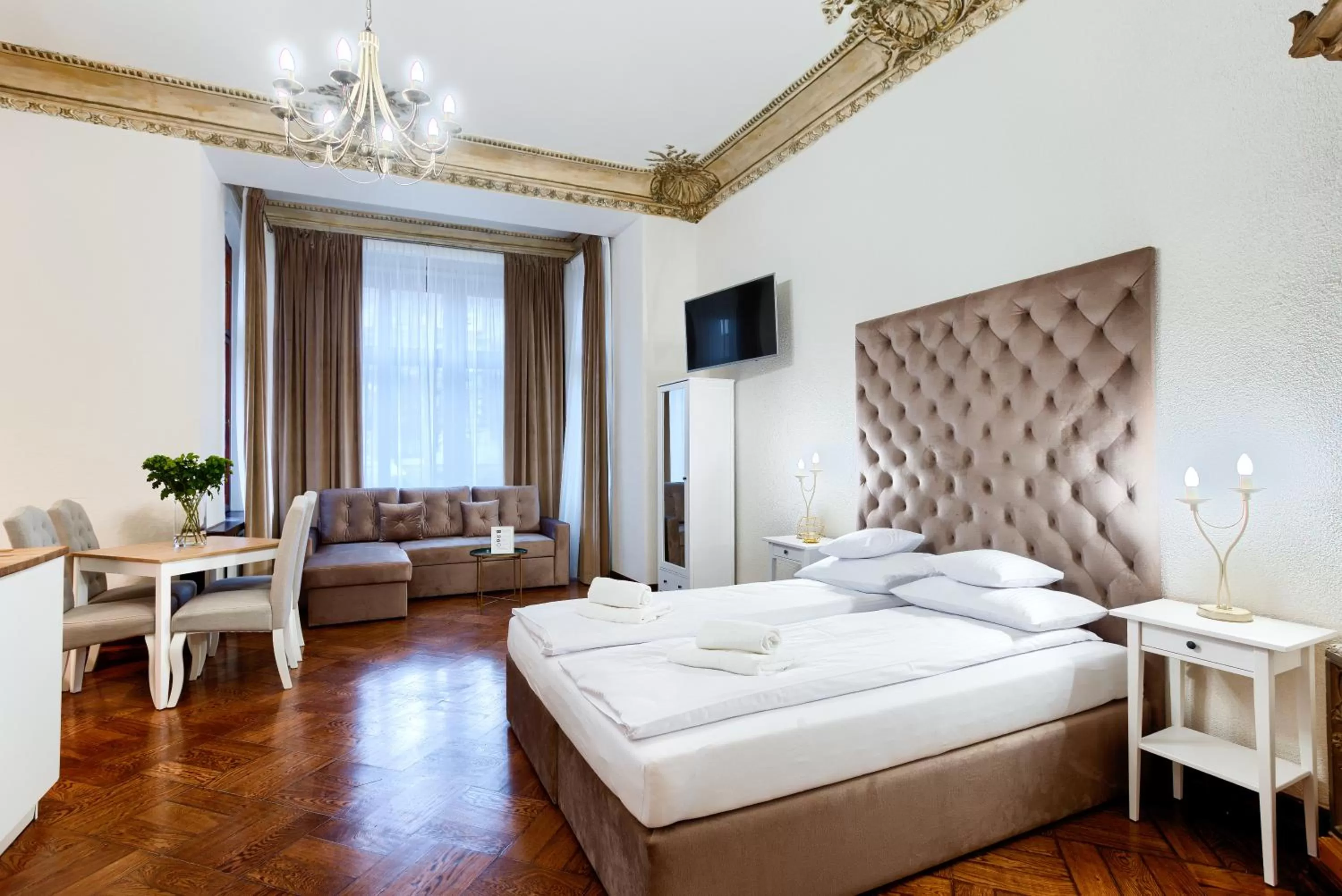 TV and multimedia, Bed in Aparthotel 1899