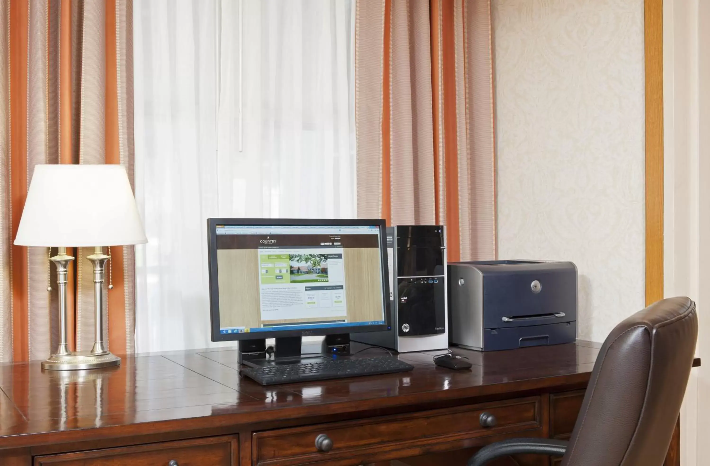 Business facilities, TV/Entertainment Center in Country Inn & Suites by Radisson, Holland, MI