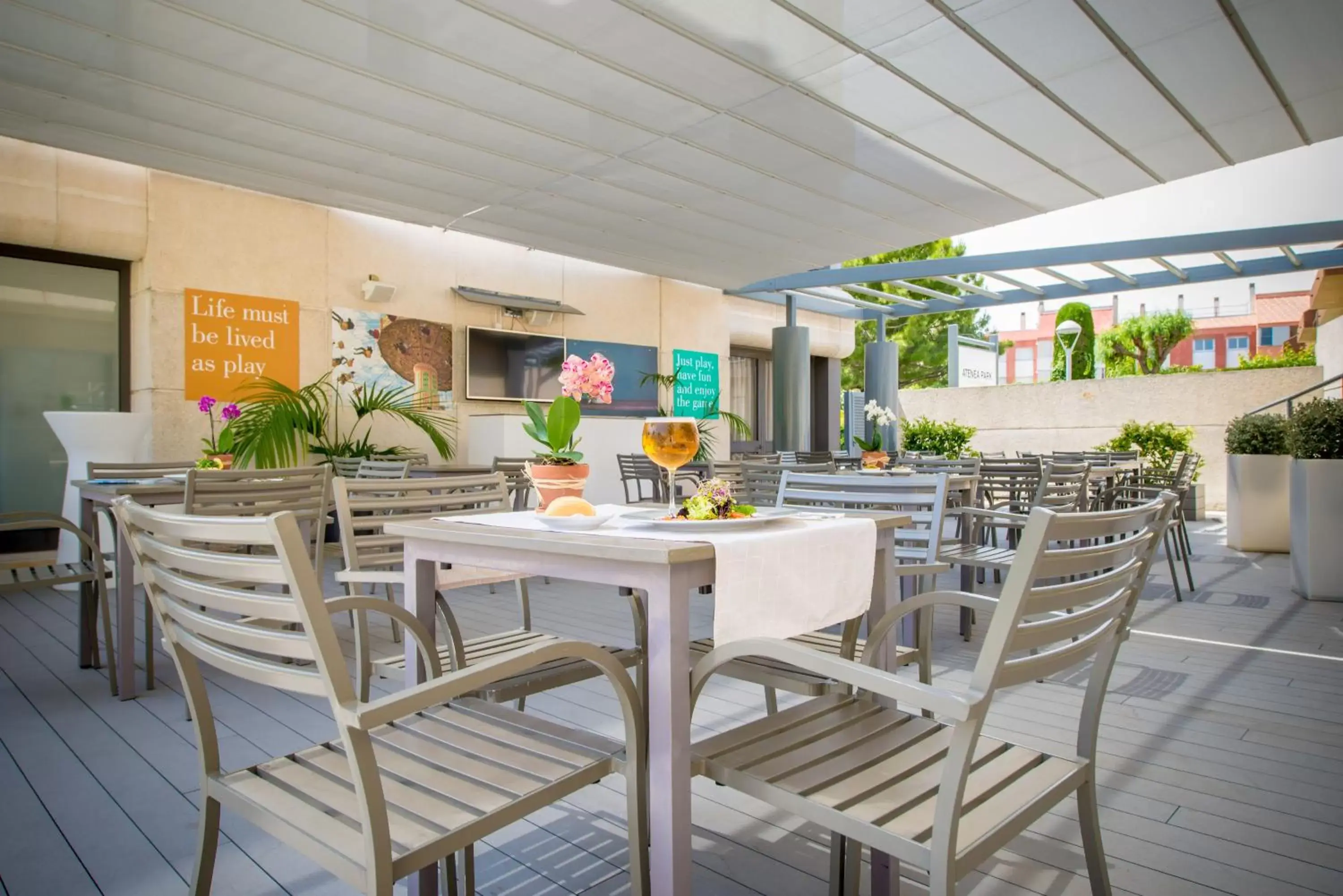 Lounge or bar in Atenea Park Suites & Apartments Lounge or bar in Atenea Park Suites & Apartments