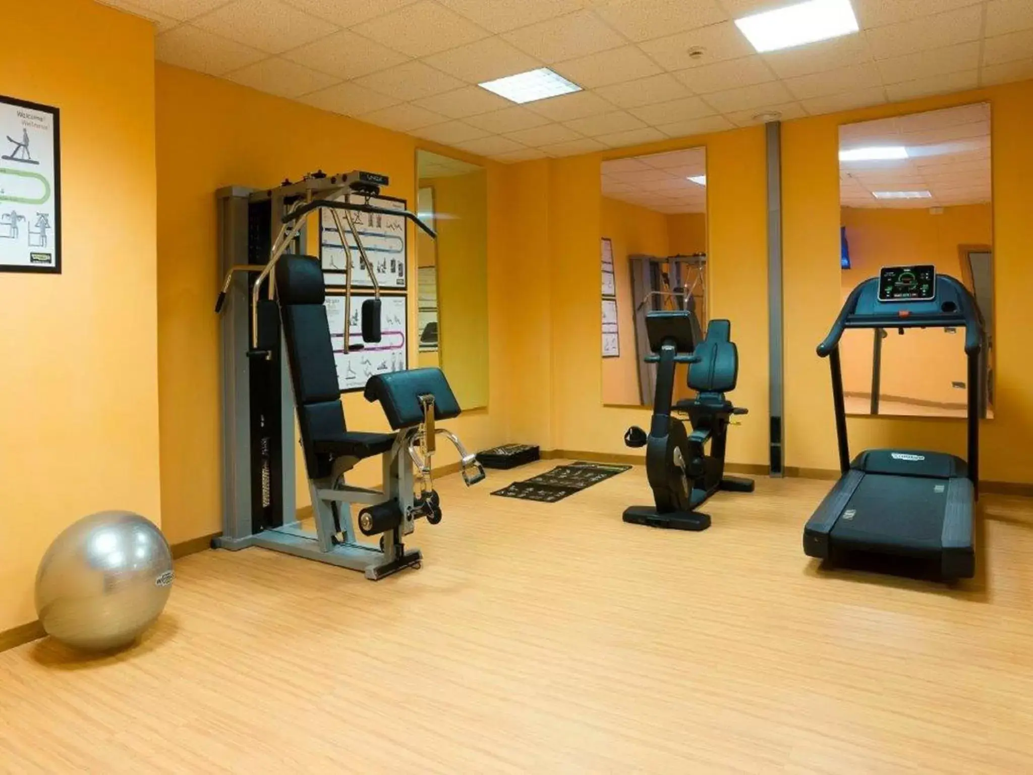 Fitness centre/facilities in Ele Green Park Hotel Pamphili