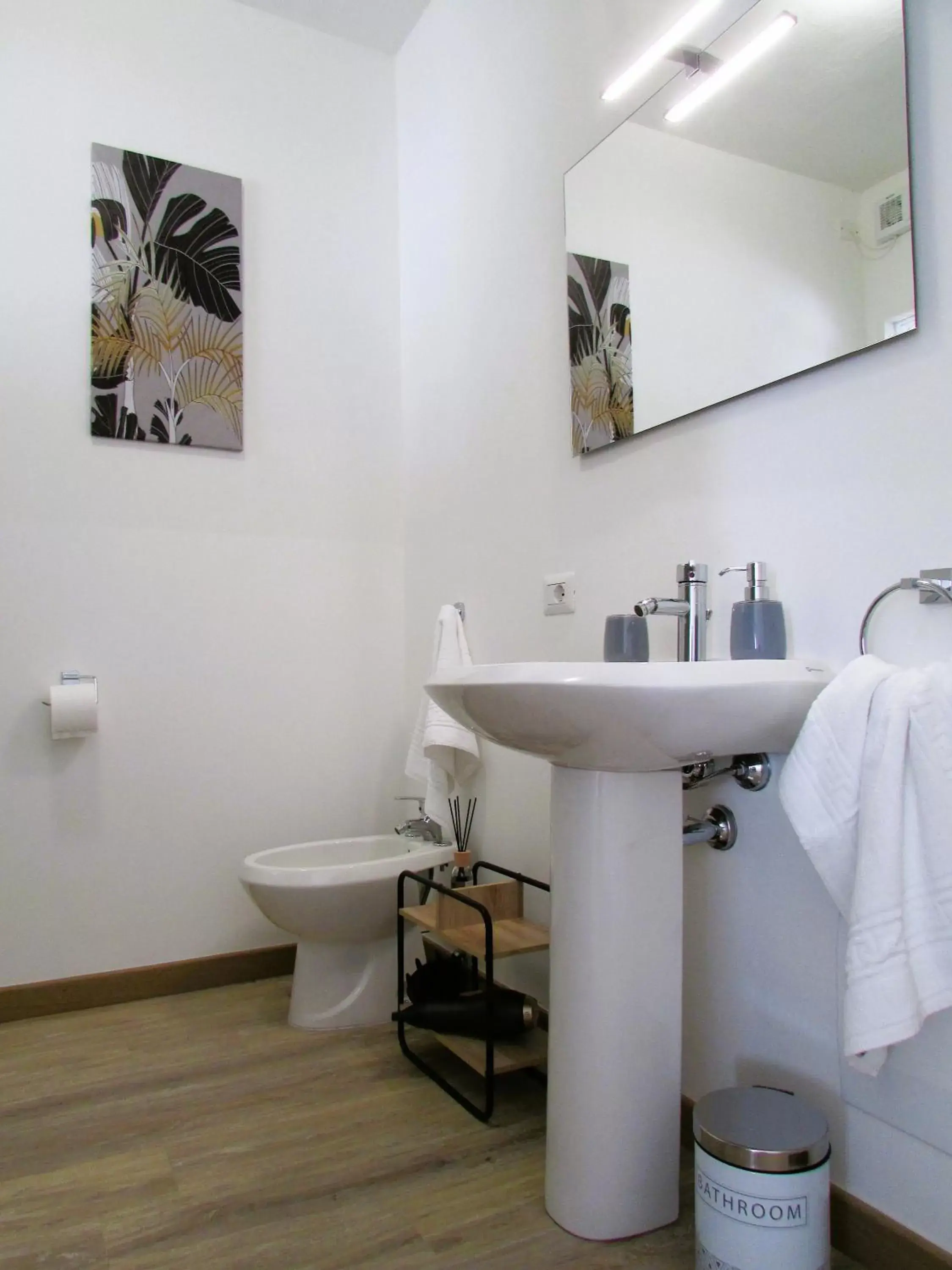 Toilet, Bathroom in Casa Sticcadu