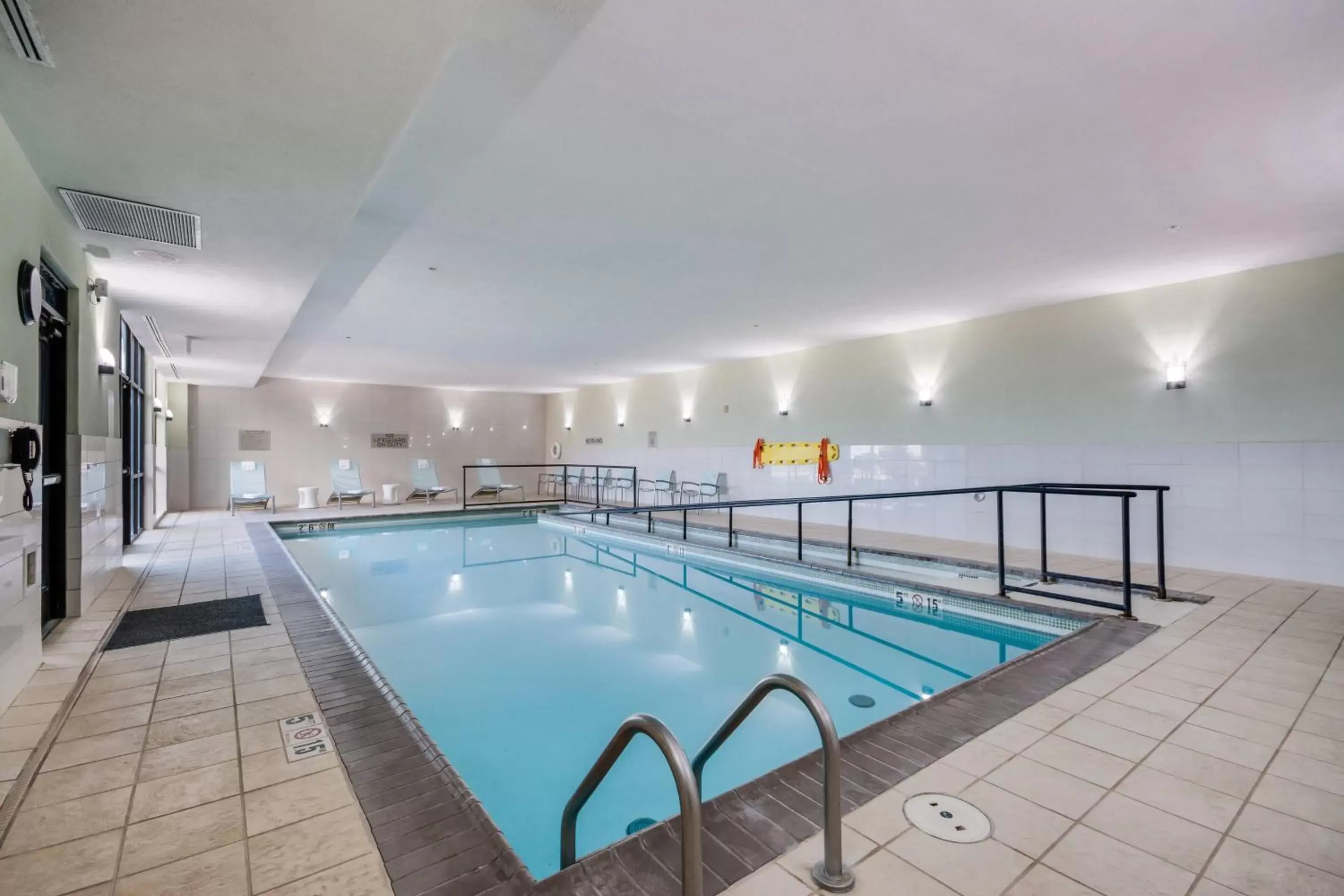 Swimming Pool in SpringHill Suites by Marriott Enid