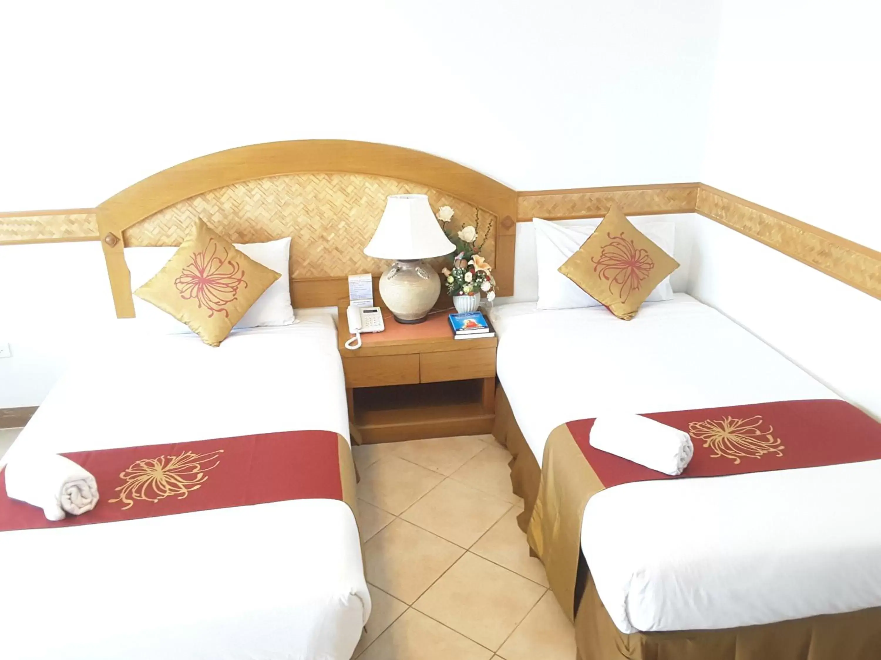 Bed in Diana Garden Resort - SHA Extra Plus