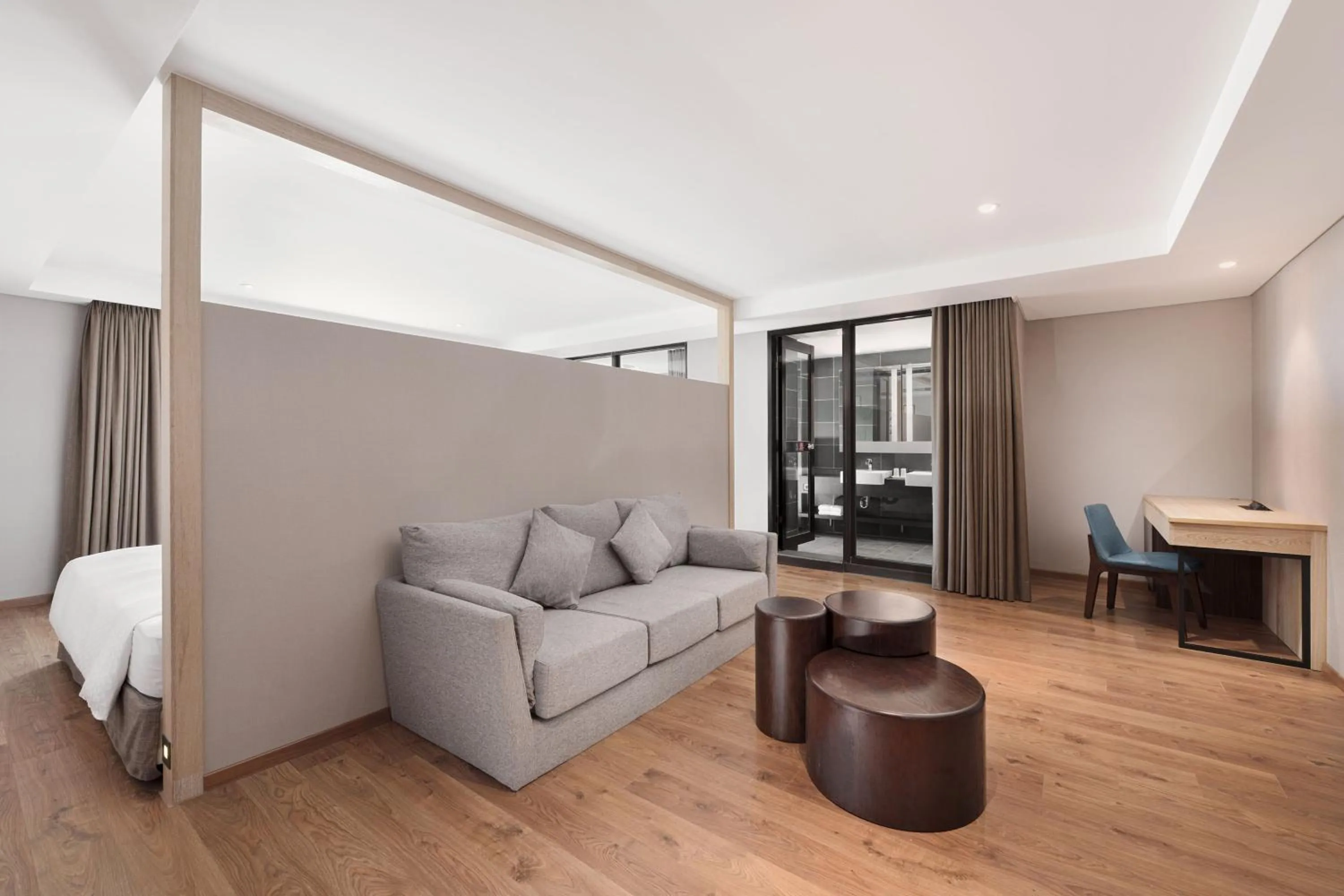 Living room in Four Points by Sheraton Yilan Jiaoxi
