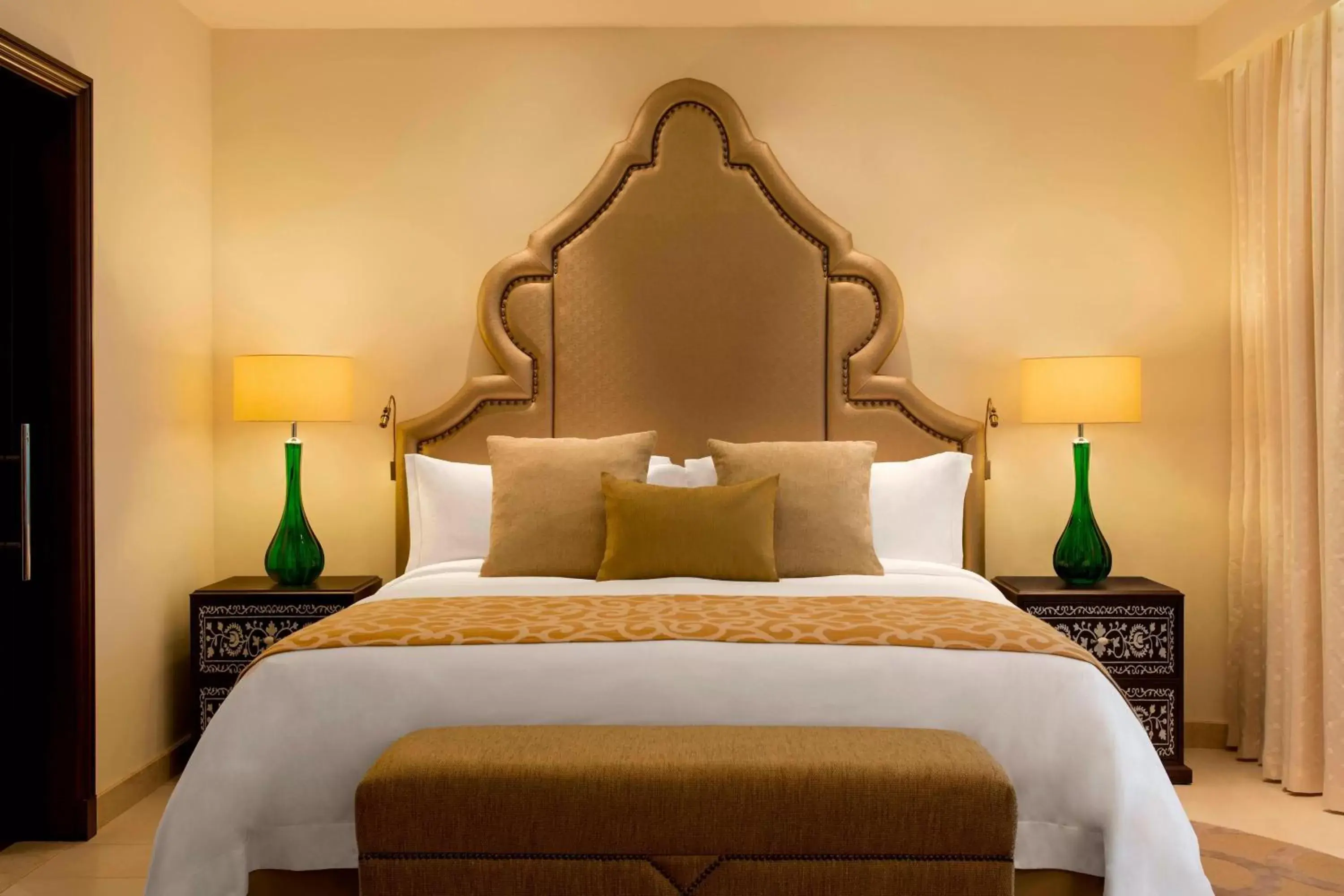 Bedroom, Bed in Ajman Saray, a Luxury Collection Resort, Ajman