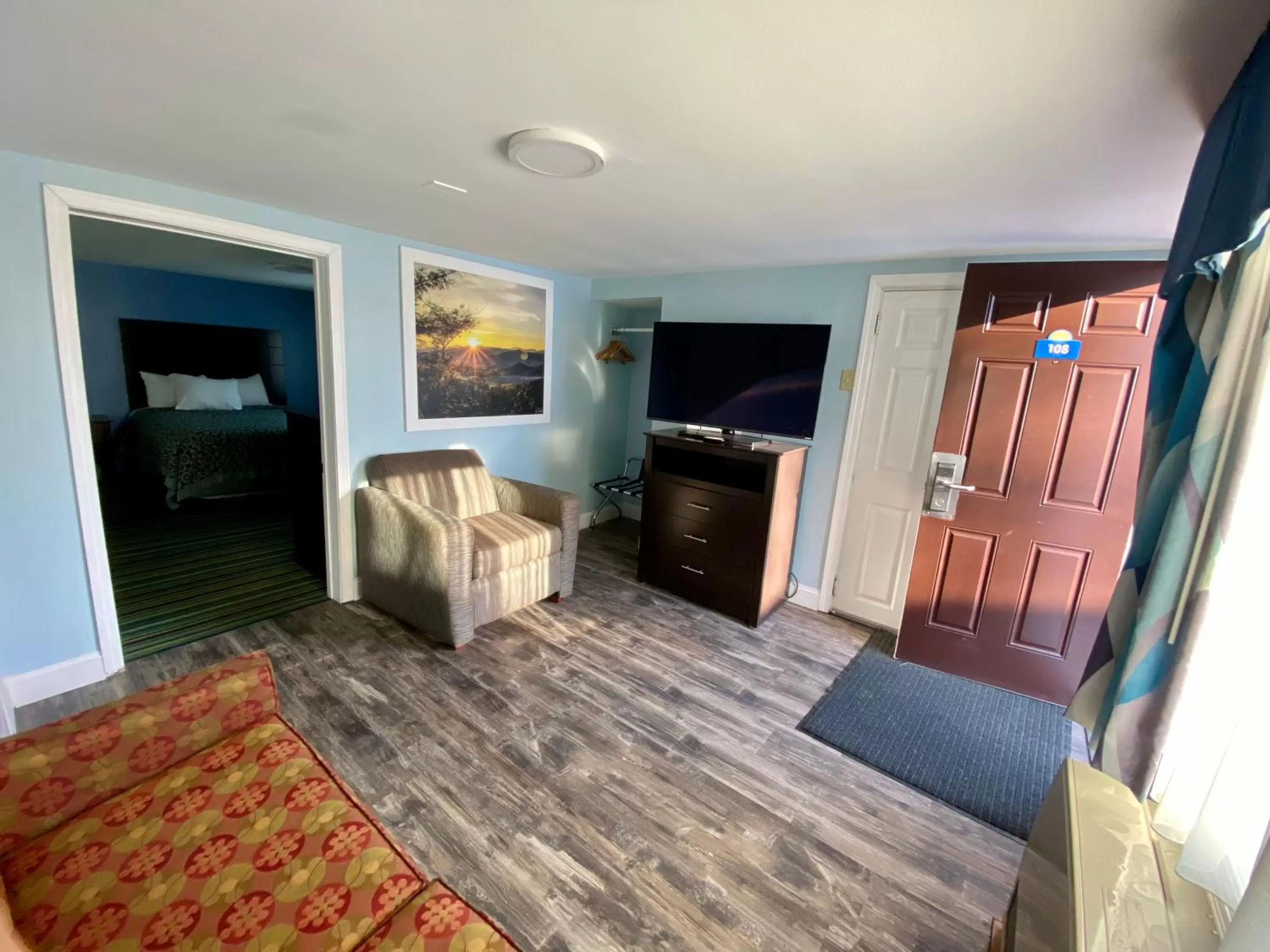 Days Inn by Wyndham Lincoln