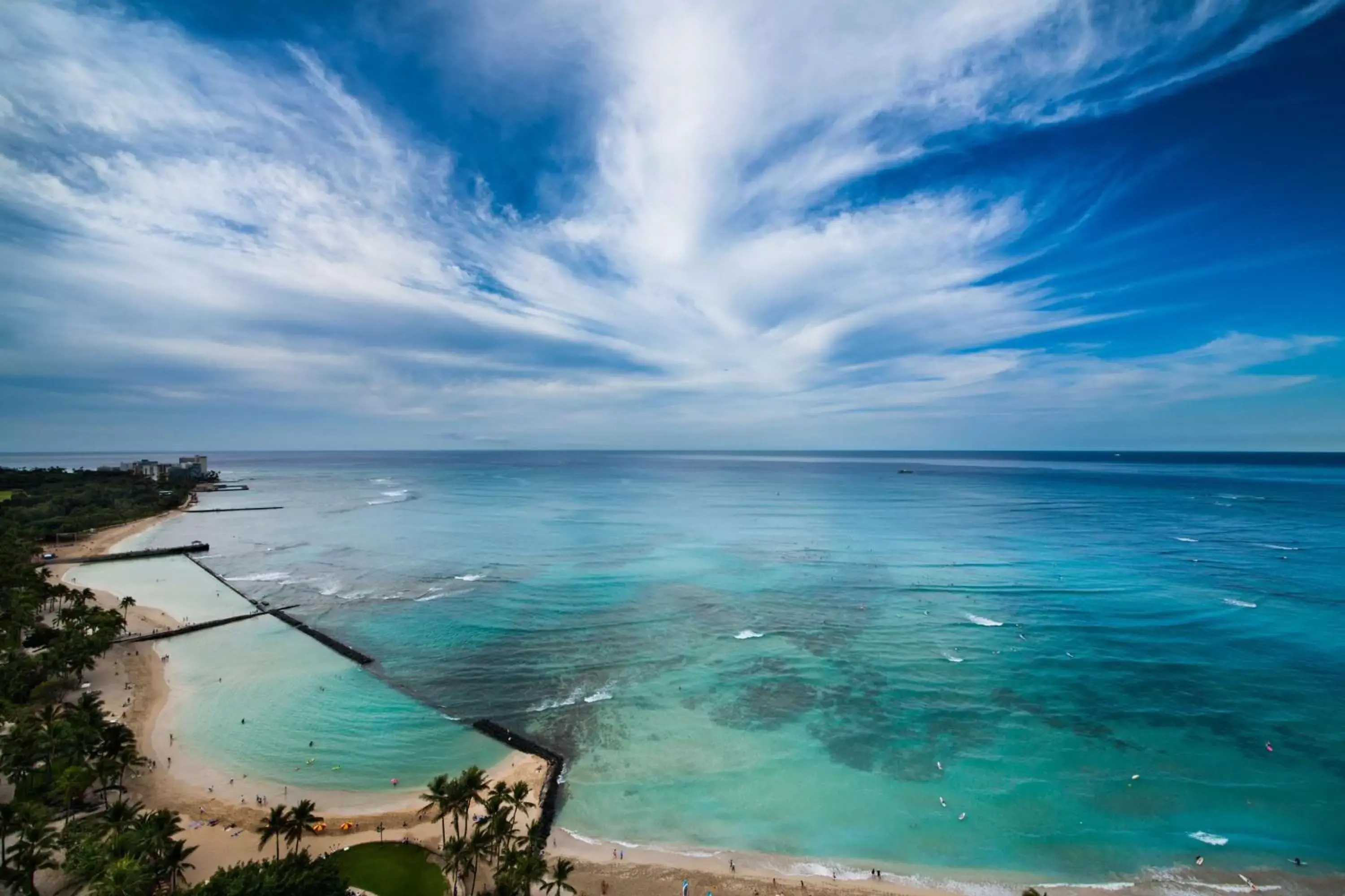 Beach in Hyatt Regency Waikiki Beach Resort & Spa