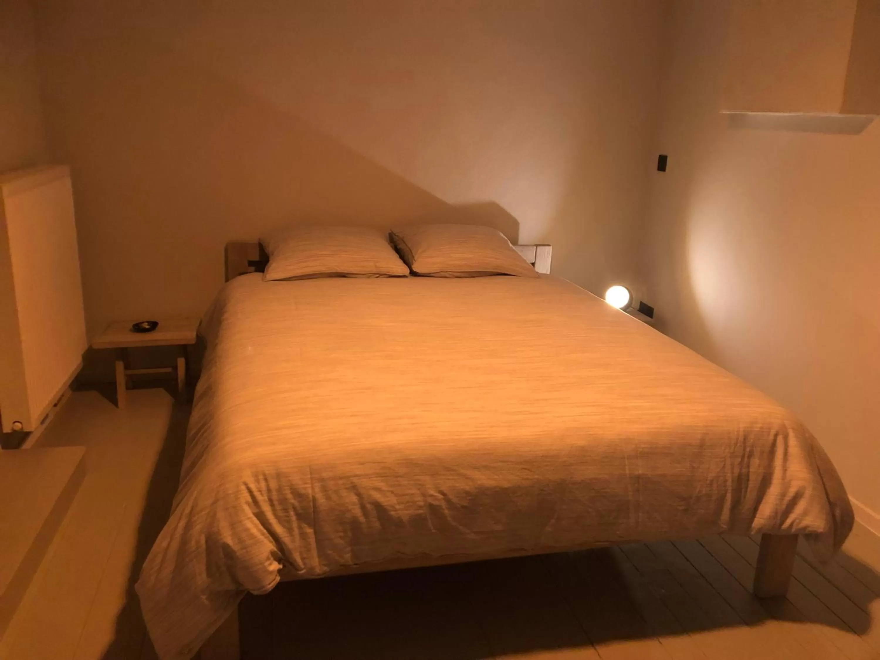 Double Room with Private Bathroom in B&B Le Nid d'Hirondelle