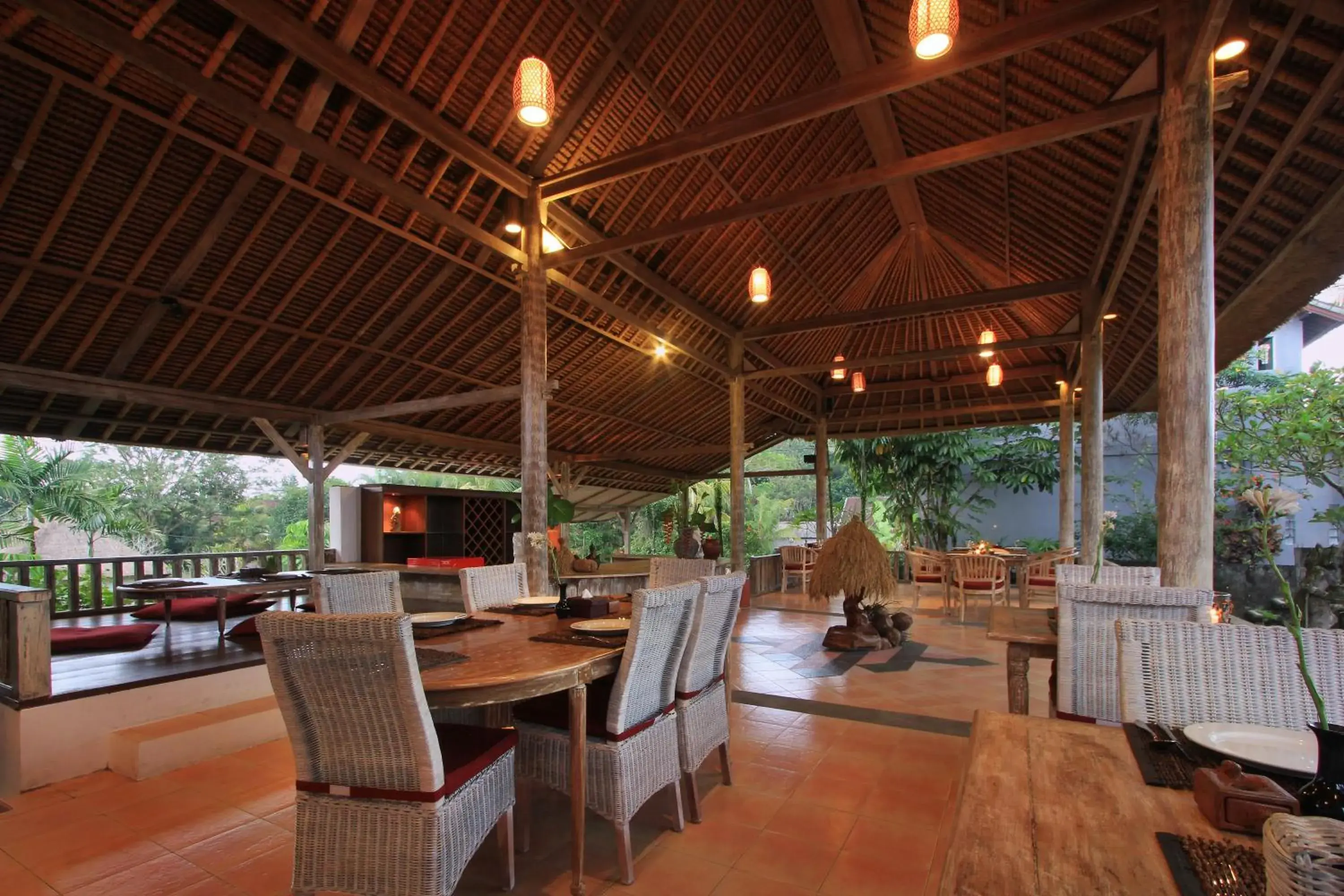 Restaurant/Places to Eat in Chili Ubud Cottage