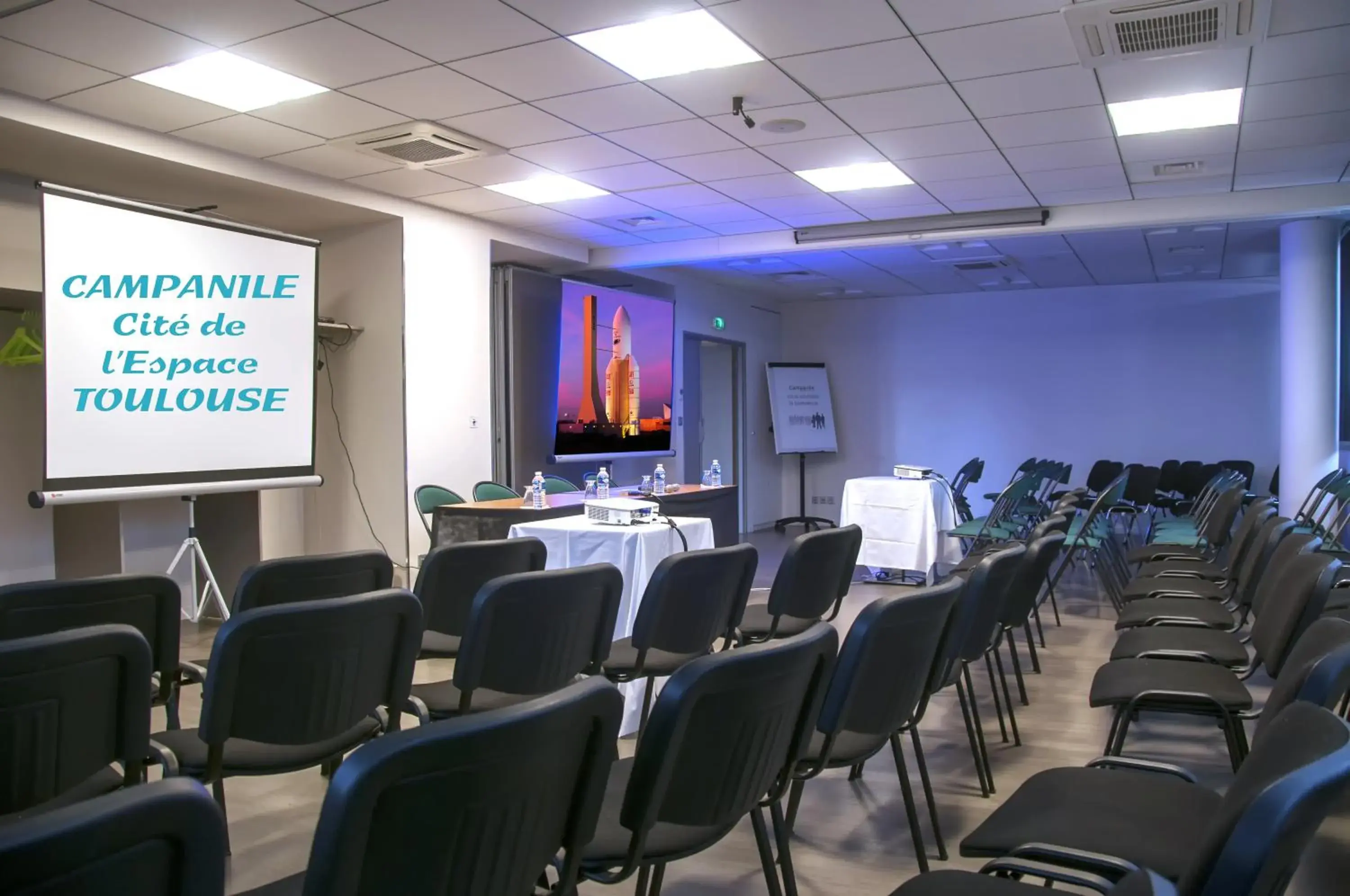 Seating area, Business Area/Conference Room in Campanile Toulouse Balma - Cité de l'Espace