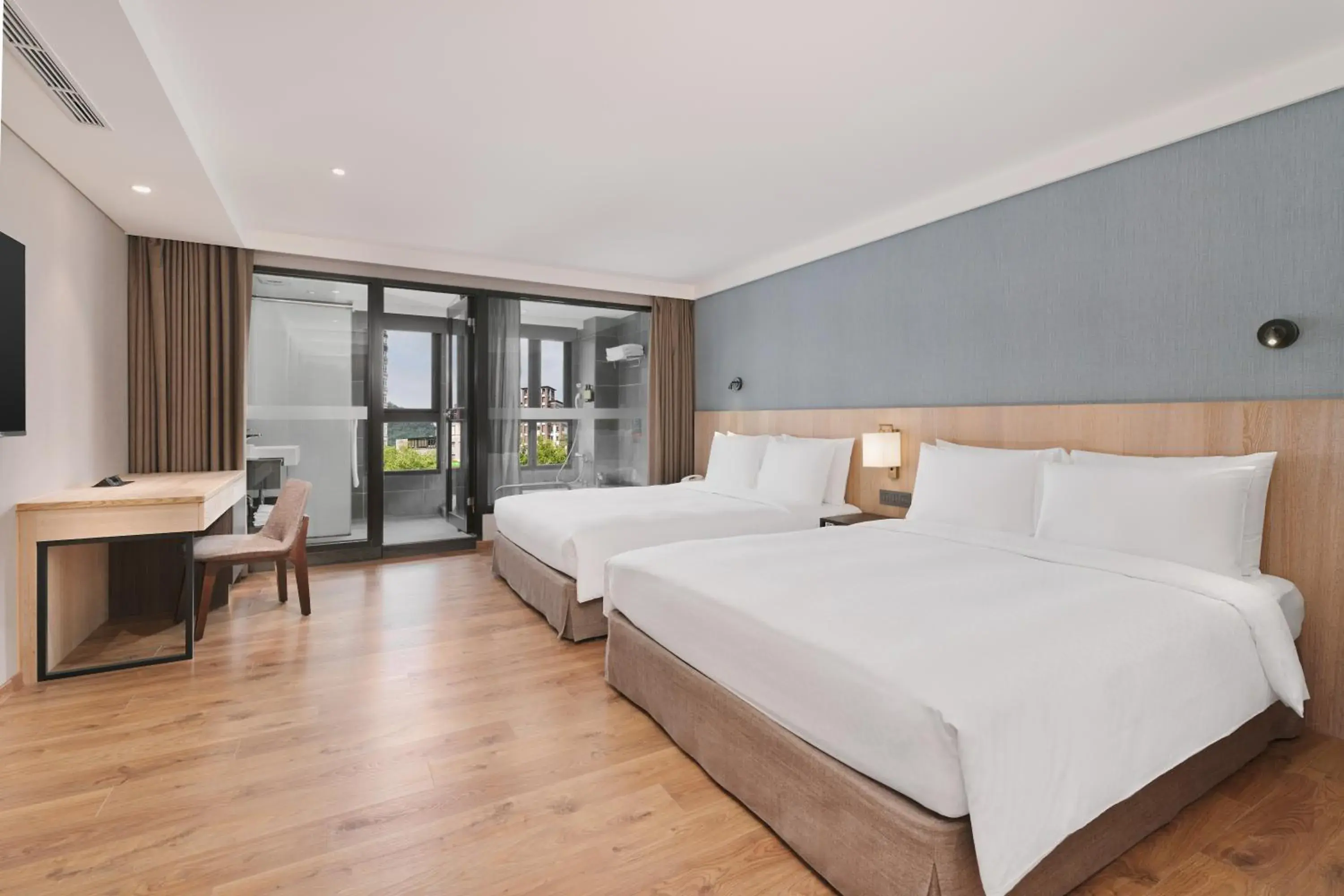 Bedroom, Bed in Four Points by Sheraton Yilan Jiaoxi
