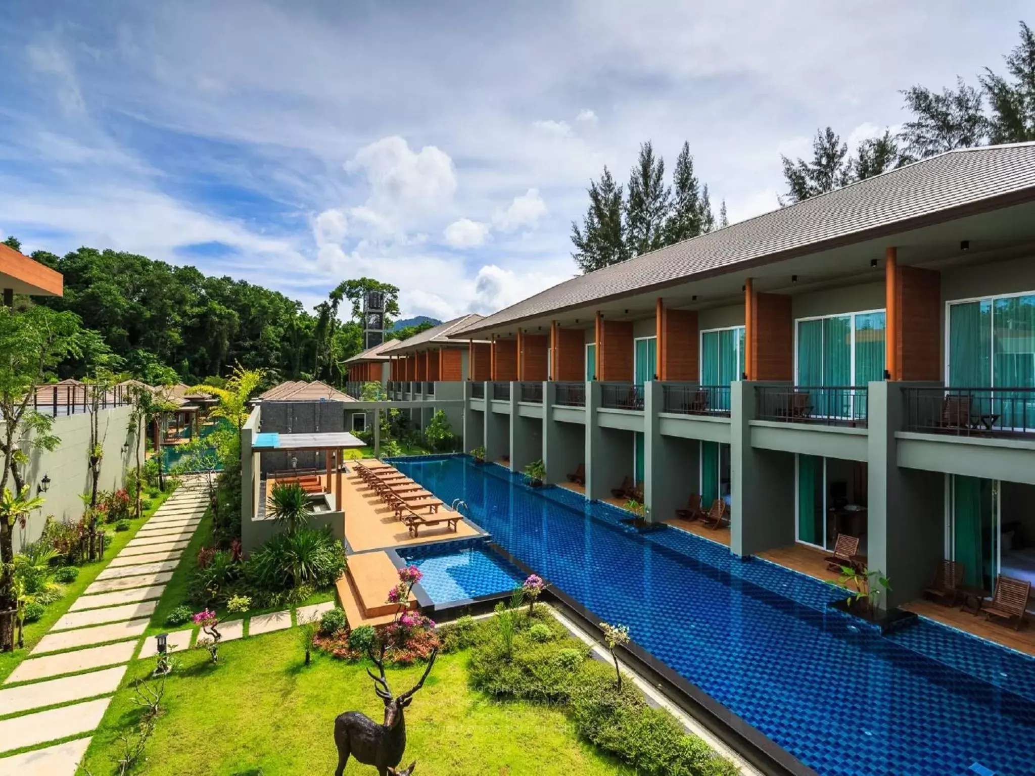 Facade/entrance, Swimming Pool in Khaolak Forest Resort