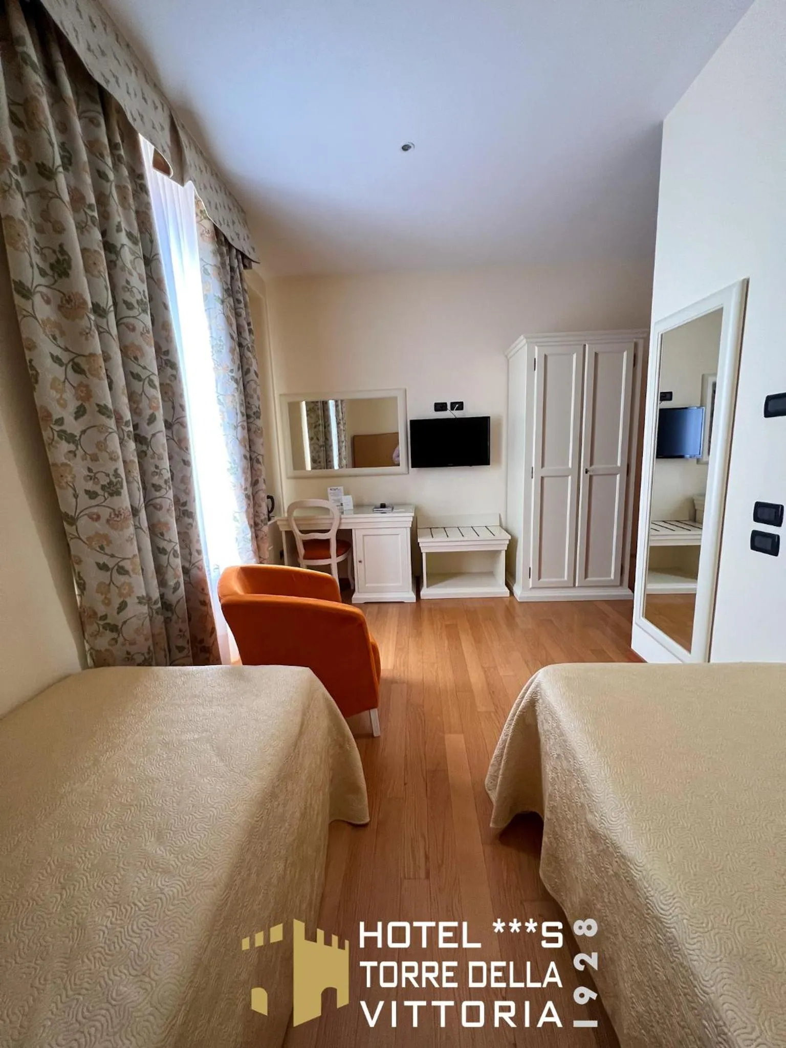 Bed in Panoramic Rooms Torre della Vittoria