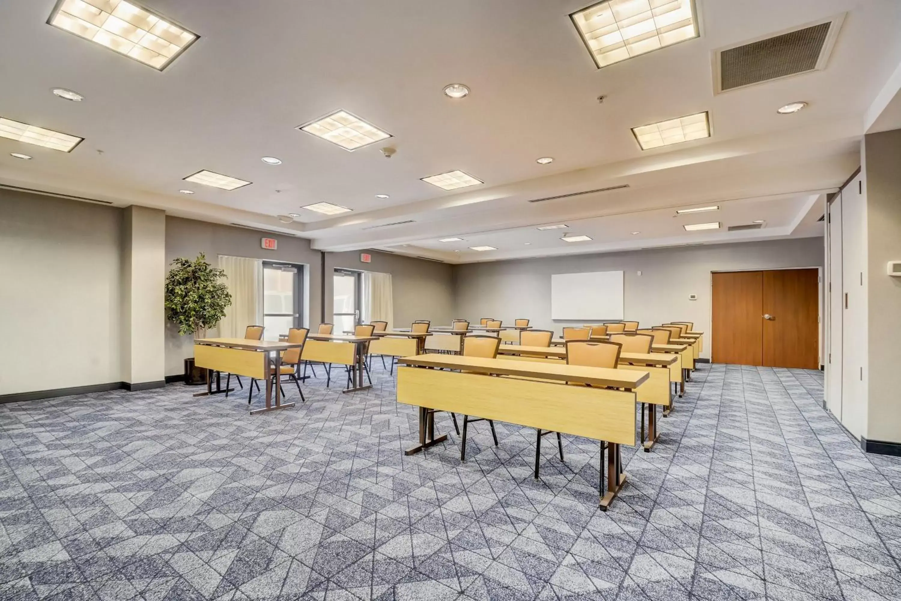 Meeting/conference room in Courtyard Cincinnati North at Union Centre