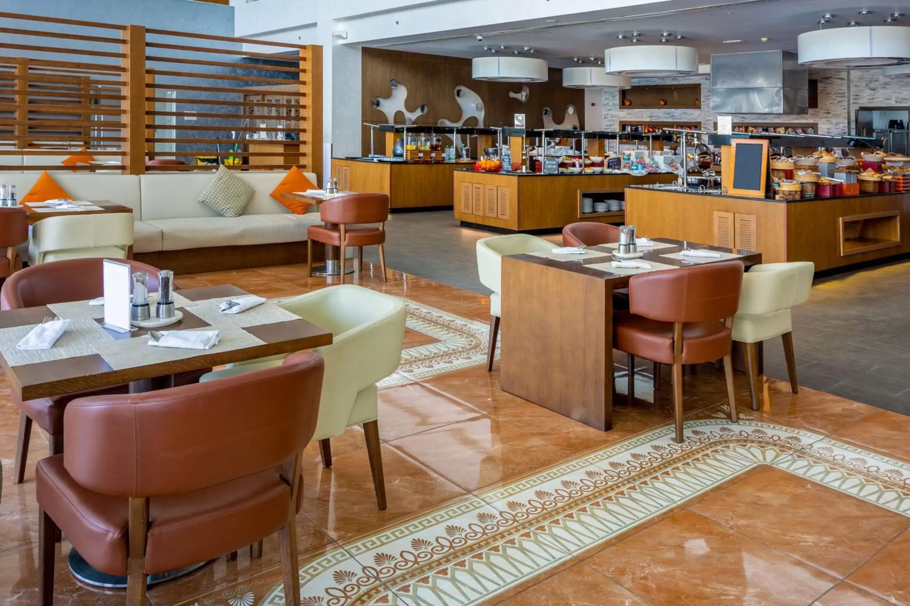 Restaurant/Places to Eat in Radisson Blu Hotel Sohar