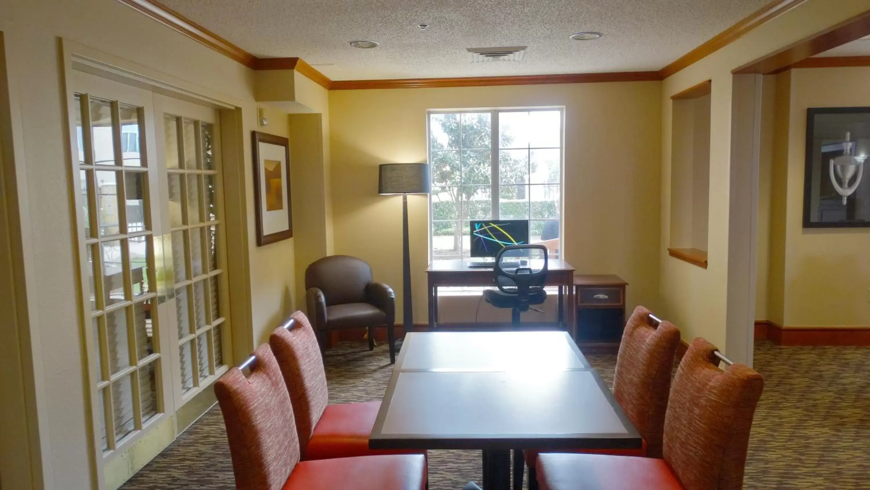Meeting/conference room, Dining Area in Extended Stay America Suites - Dallas - Frankford Road