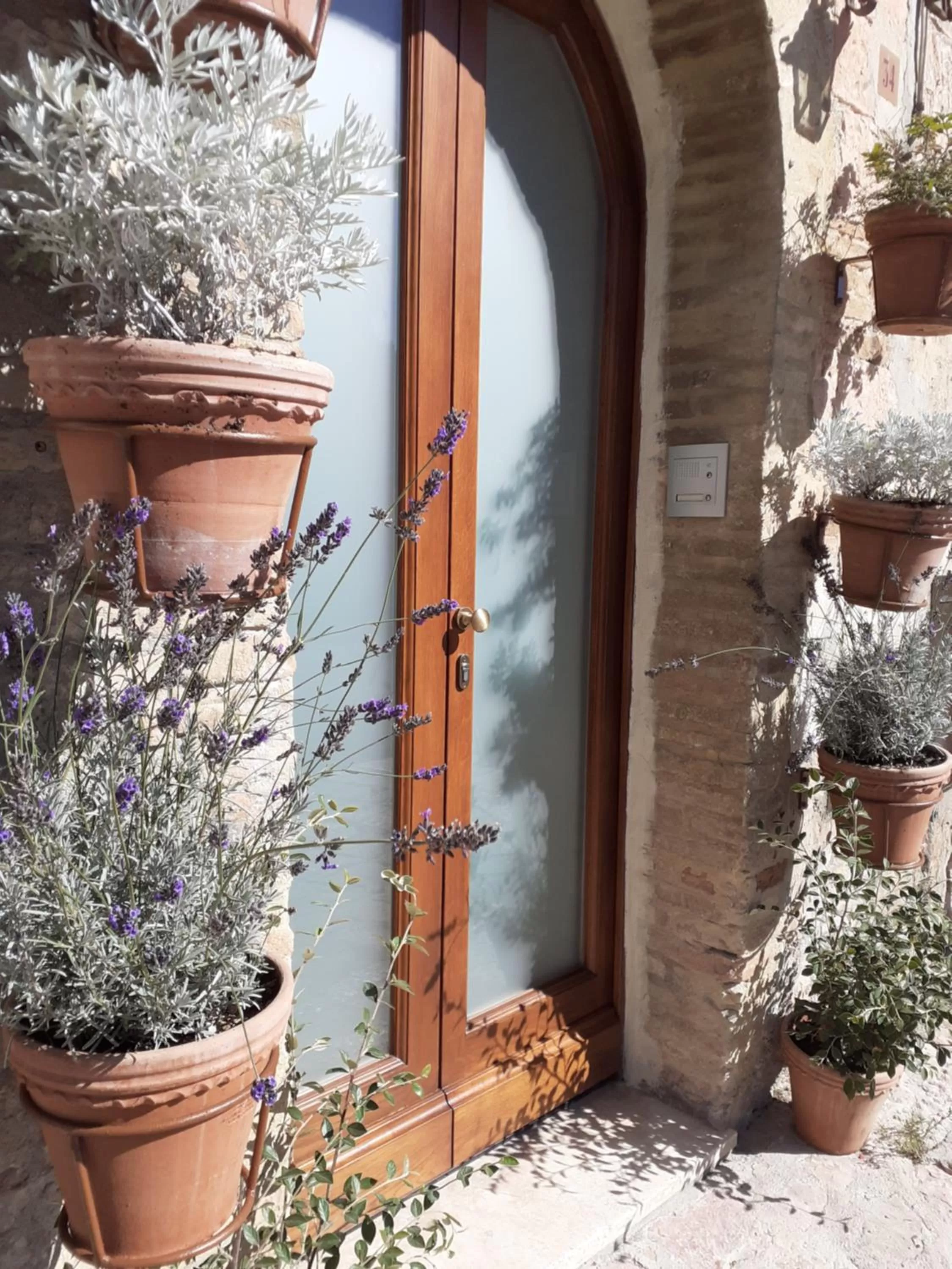 Facade/entrance in Domus San Francesco