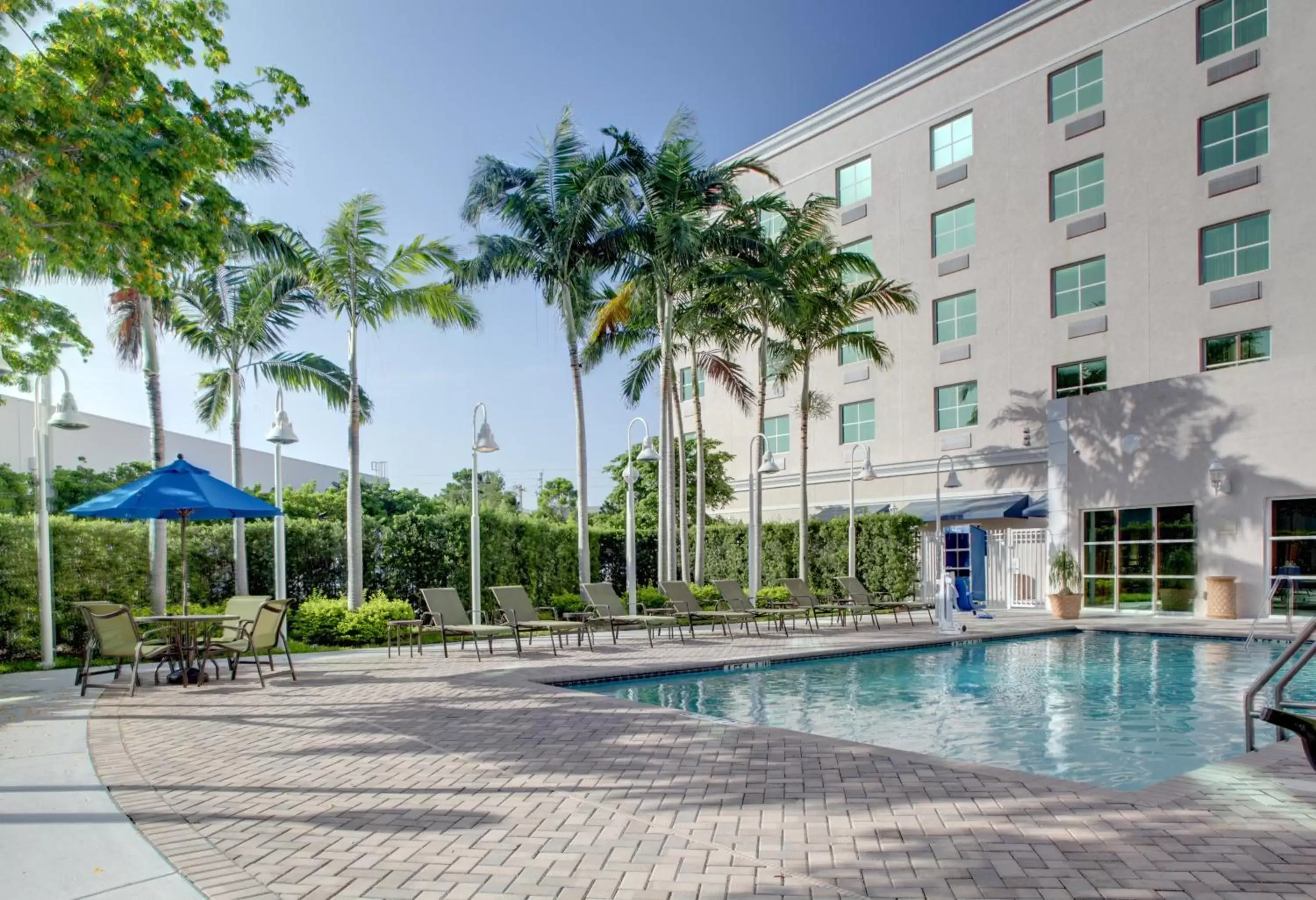 Swimming Pool in Holiday Inn Express & Suites Miami Kendall, an IHG Hotel