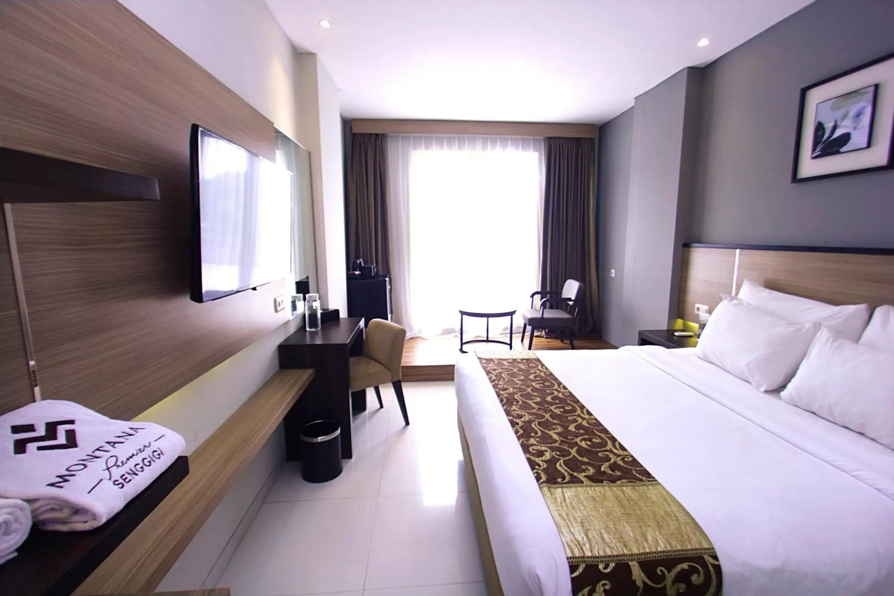 Bed in Montana Premier Senggigi