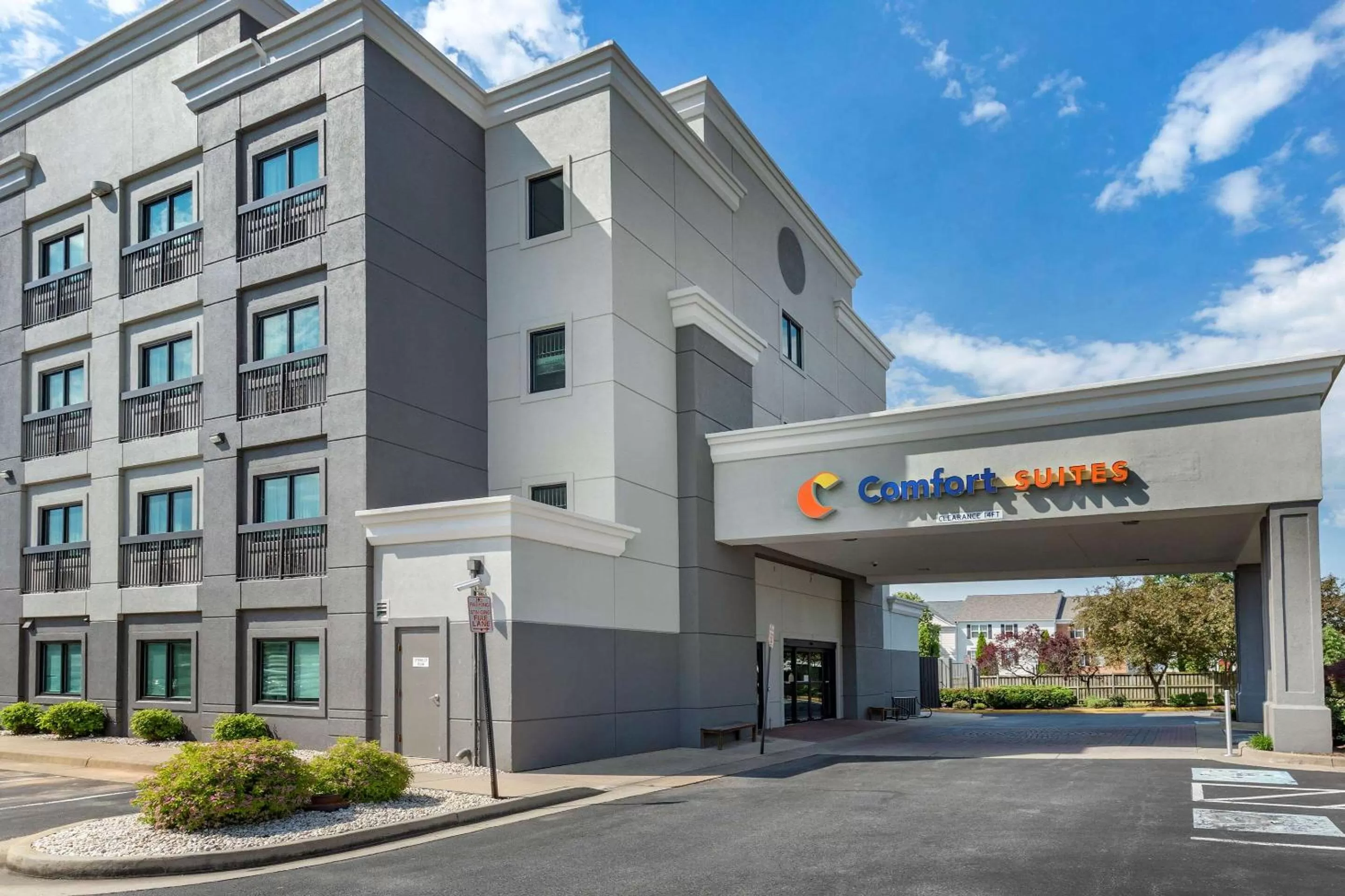 Holiday Inn Express & Suites Leesburg - Historic District by IHG