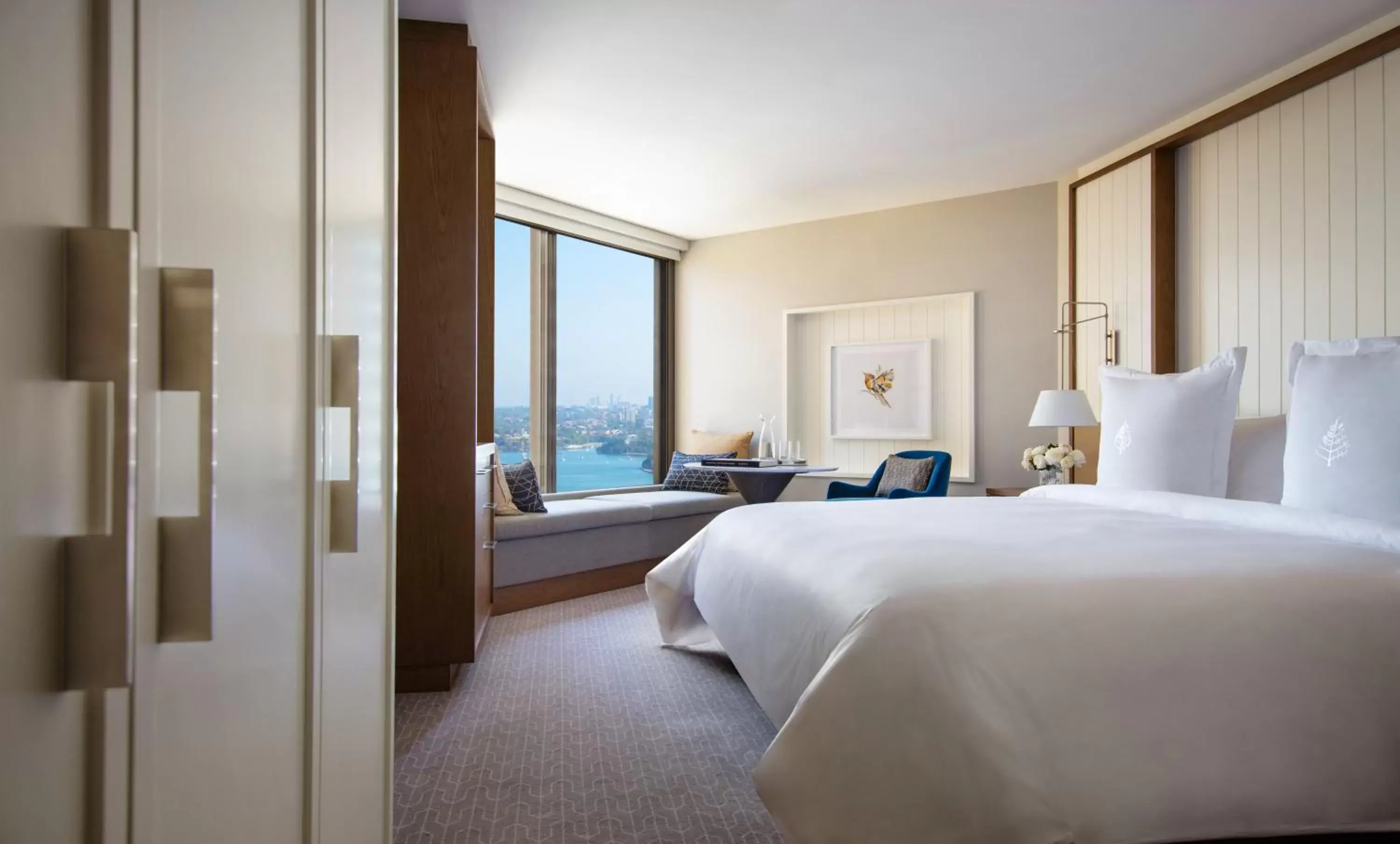 Bed in Four Seasons Hotel Sydney